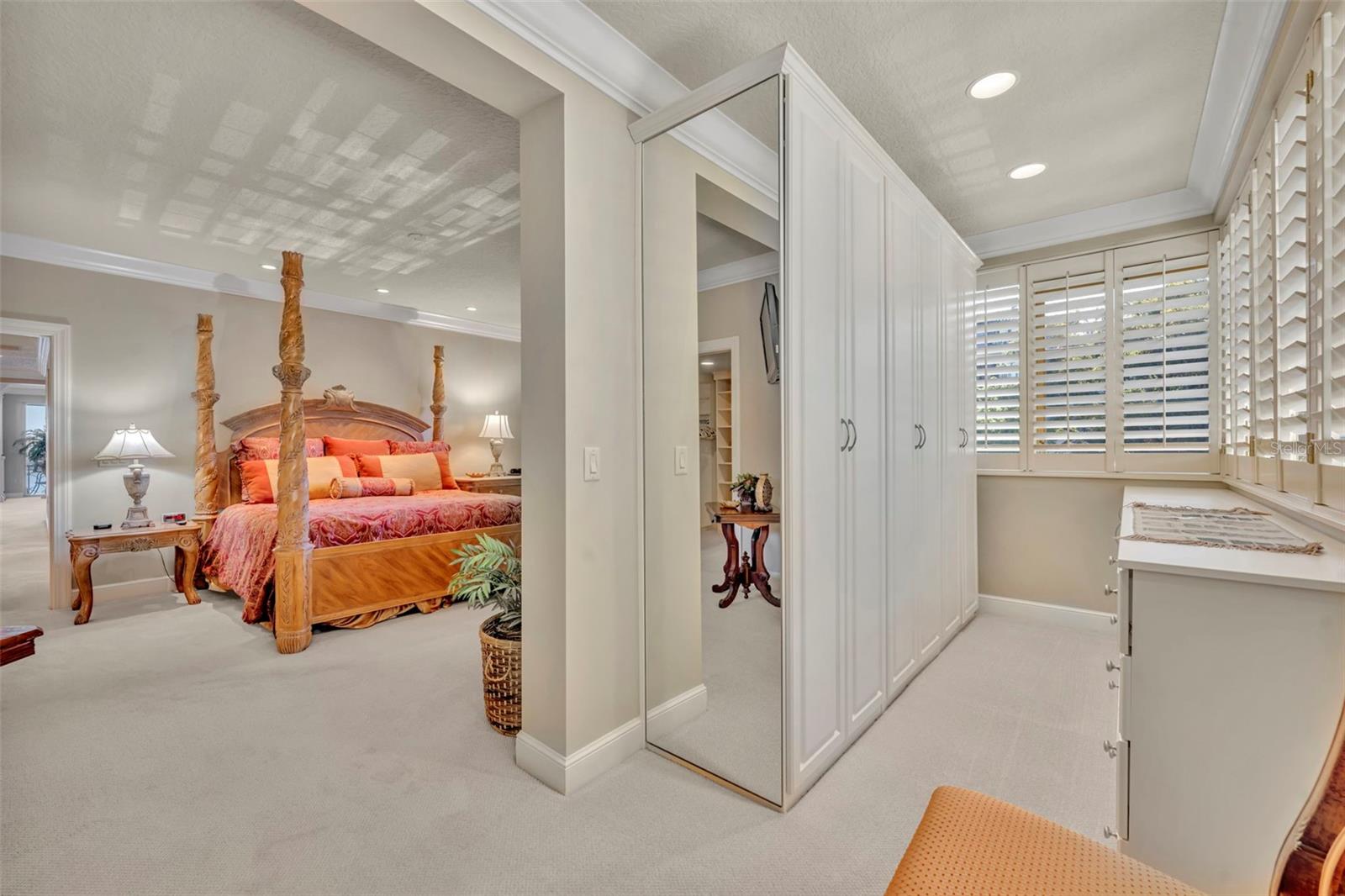 WHISPERING WATERS/PHILLIPS CIRCLE REP - Residential