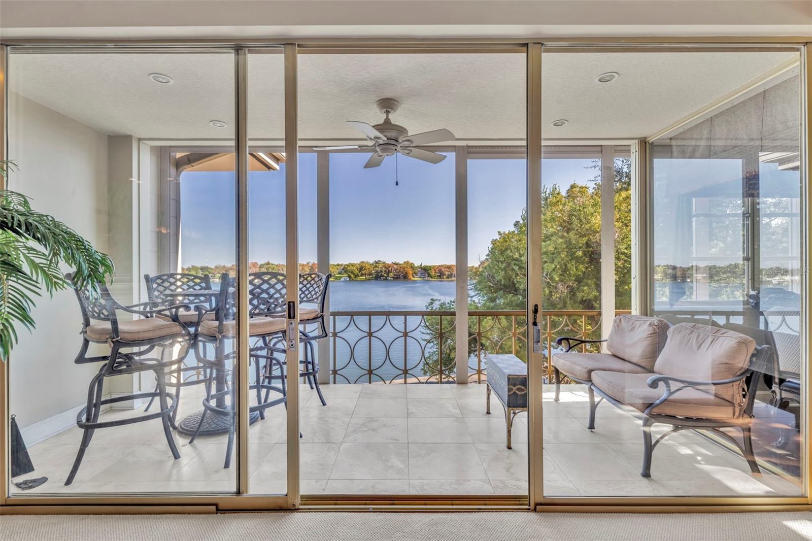 WHISPERING WATERS/PHILLIPS CIRCLE REP - Residential