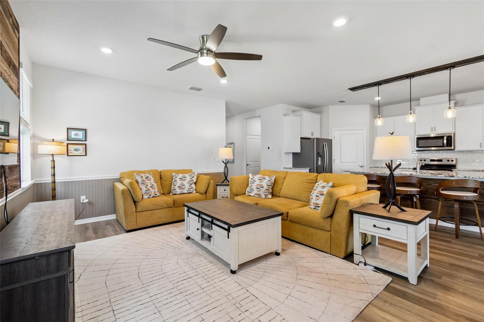 STAR FARMS AT LAKEWOOD RANCH - Residential