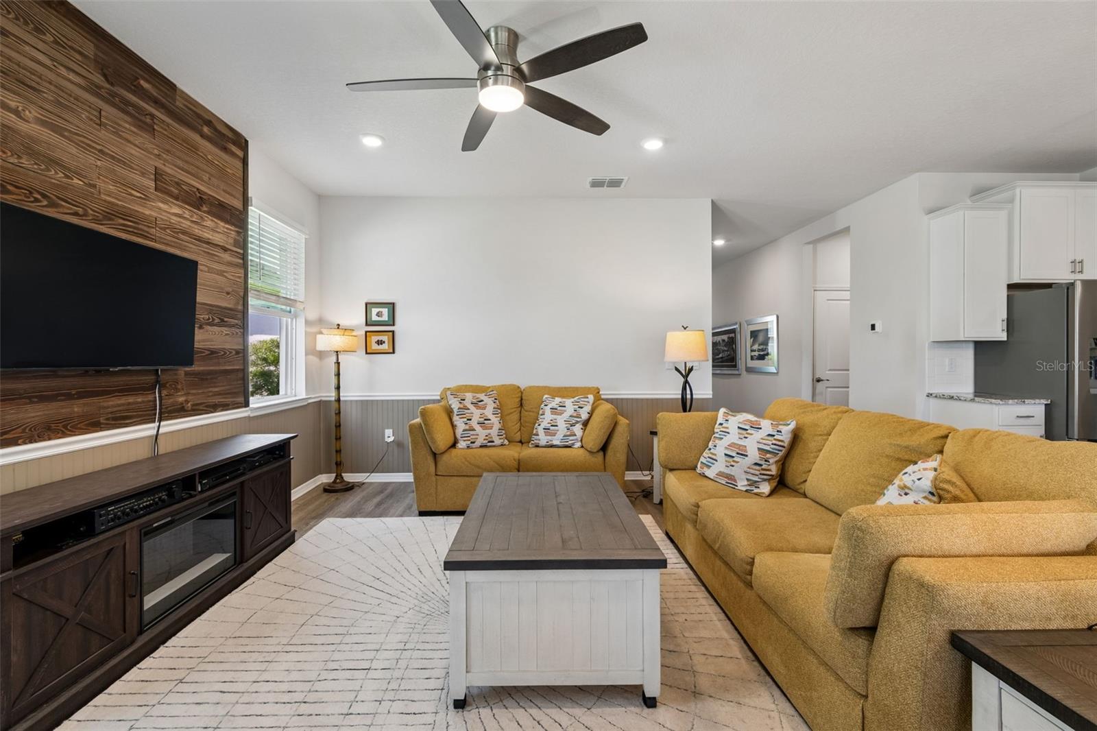 STAR FARMS AT LAKEWOOD RANCH - Residential