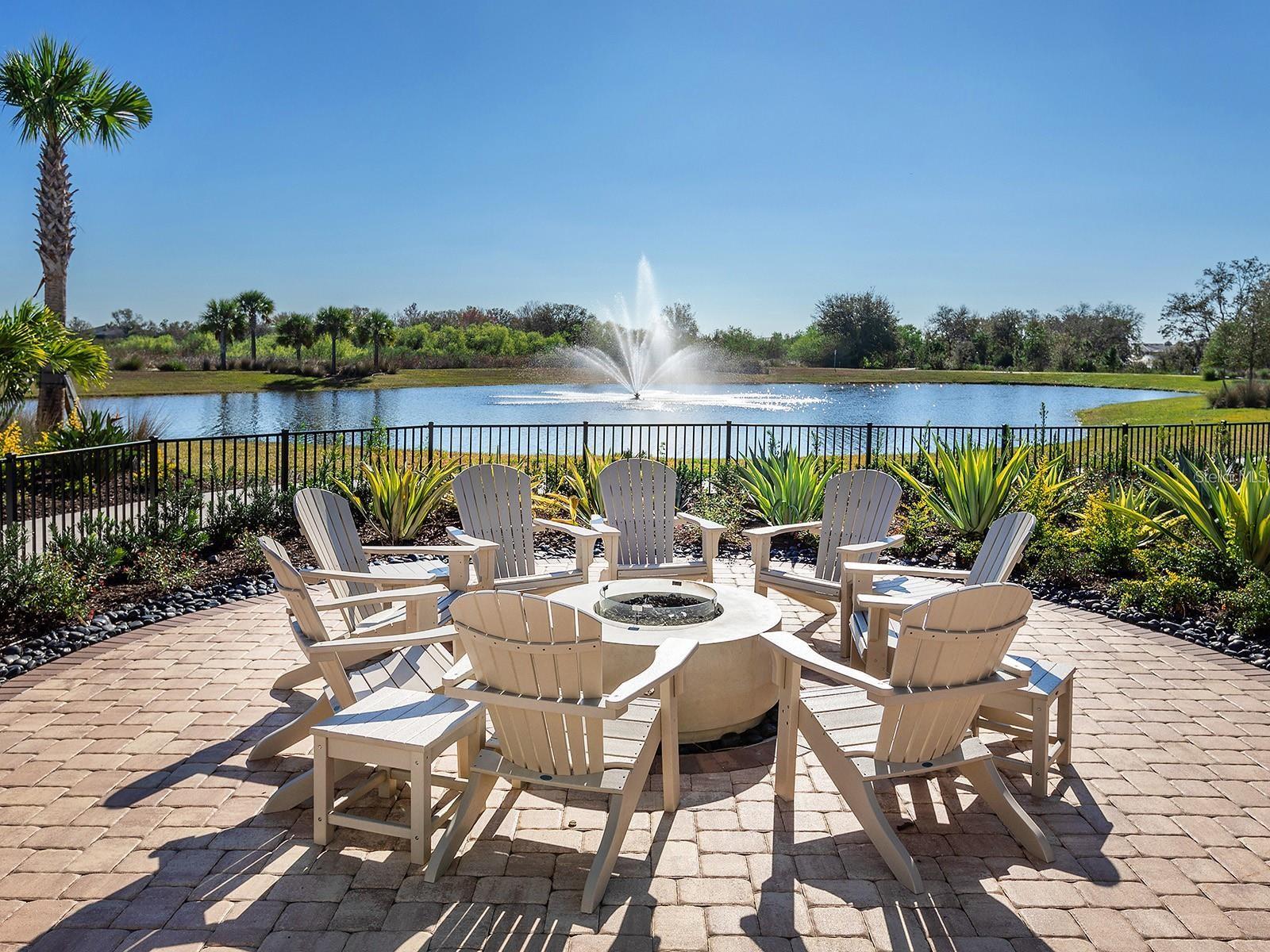 STAR FARMS AT LAKEWOOD RANCH - Residential