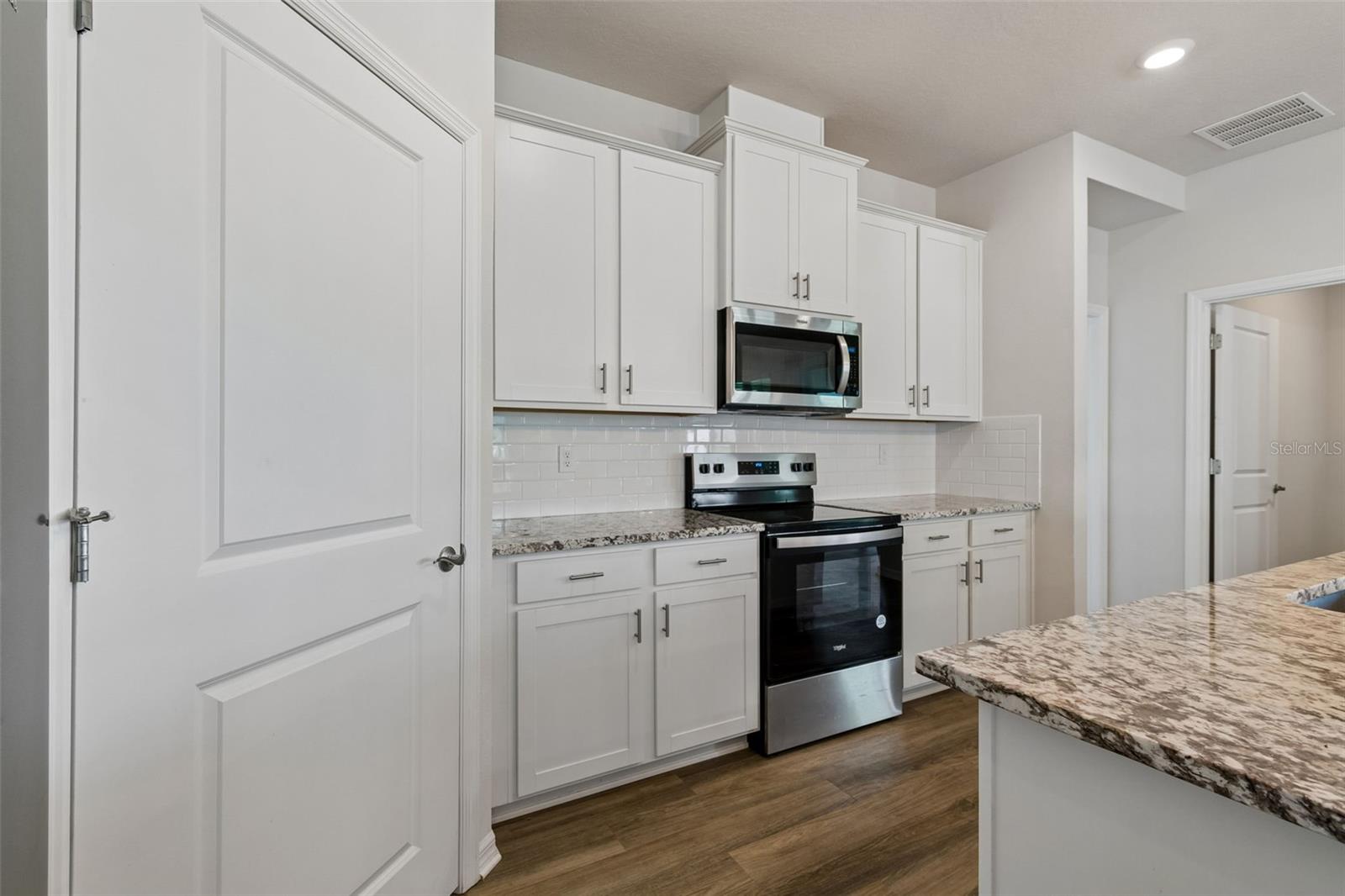 STAR FARMS AT LAKEWOOD RANCH - Residential