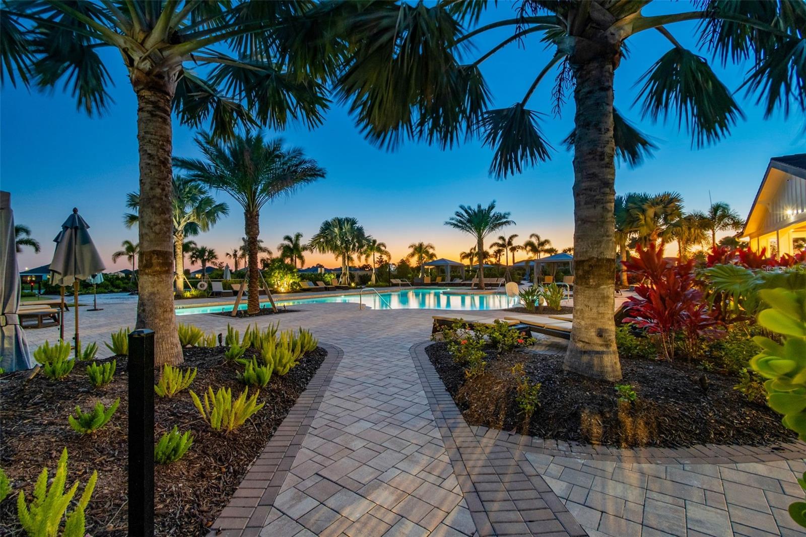 STAR FARMS AT LAKEWOOD RANCH - Residential