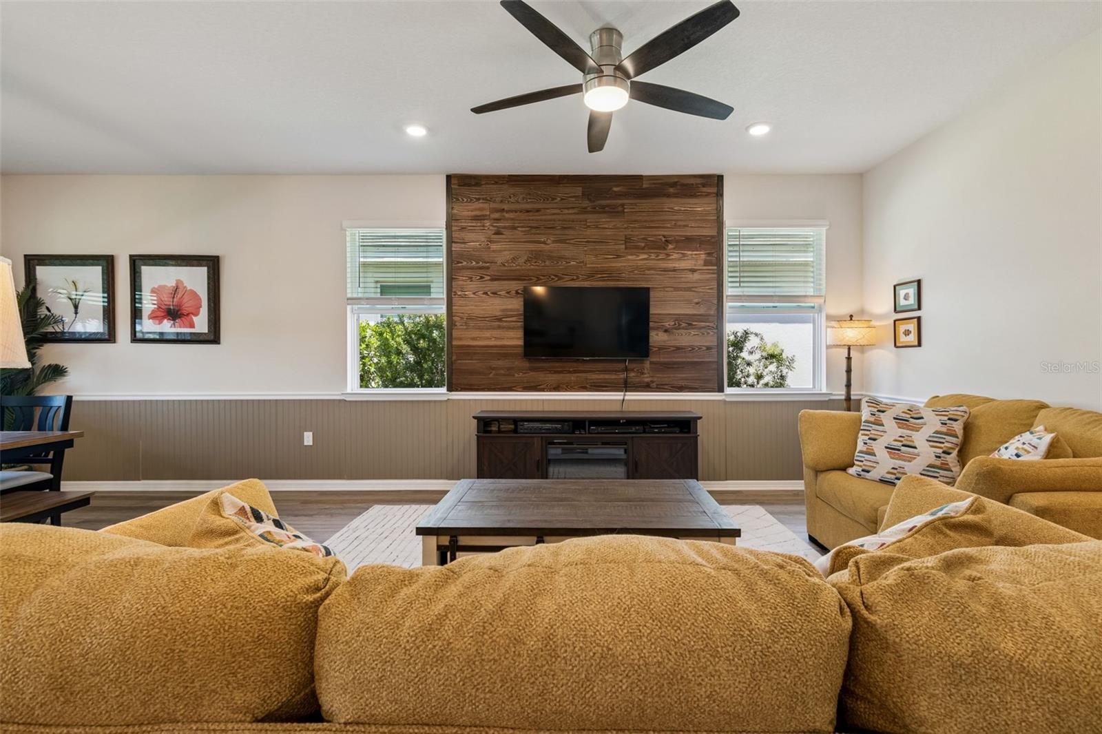 STAR FARMS AT LAKEWOOD RANCH - Residential