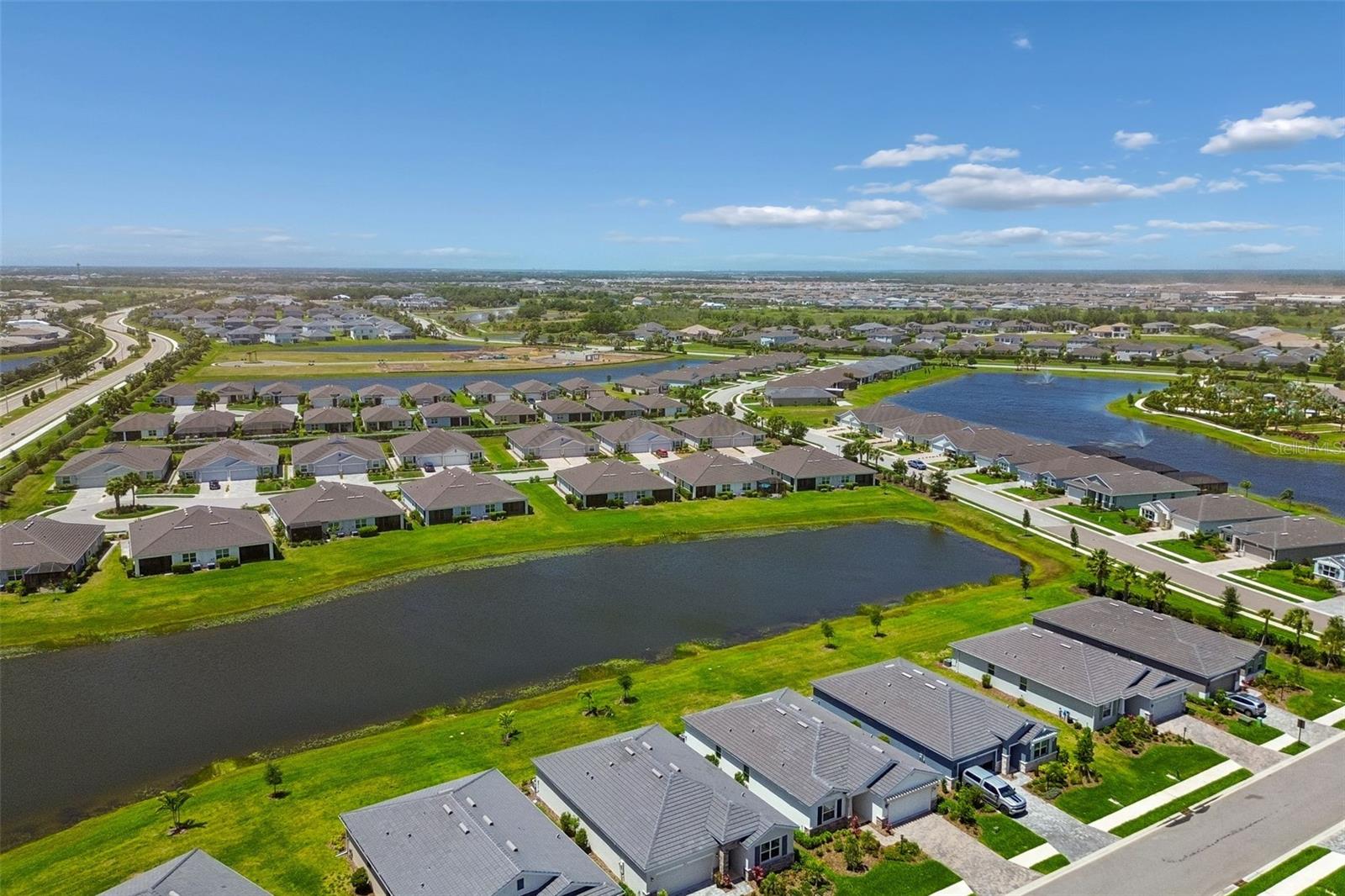 STAR FARMS AT LAKEWOOD RANCH - Residential