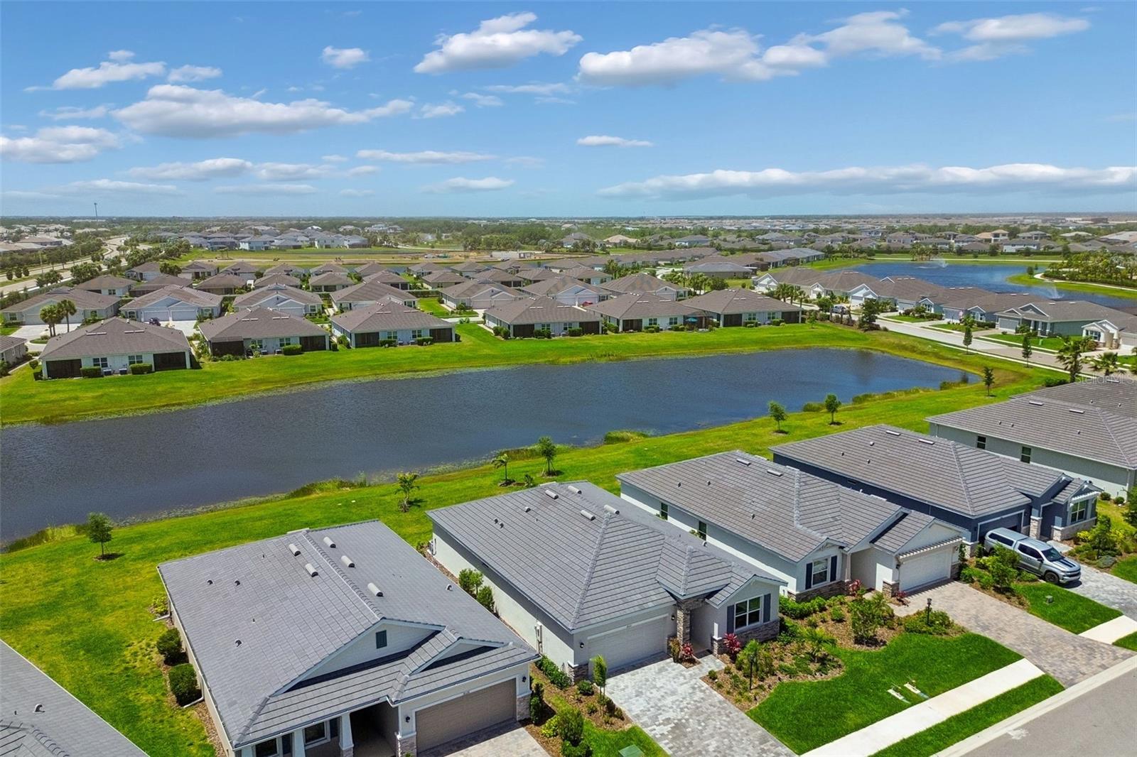 STAR FARMS AT LAKEWOOD RANCH - Residential