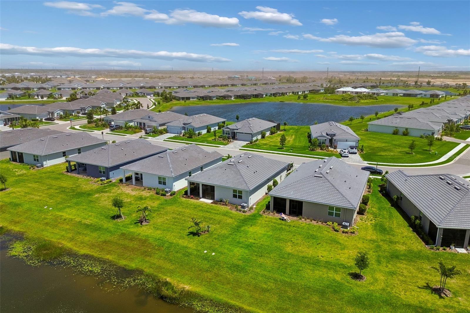 STAR FARMS AT LAKEWOOD RANCH - Residential