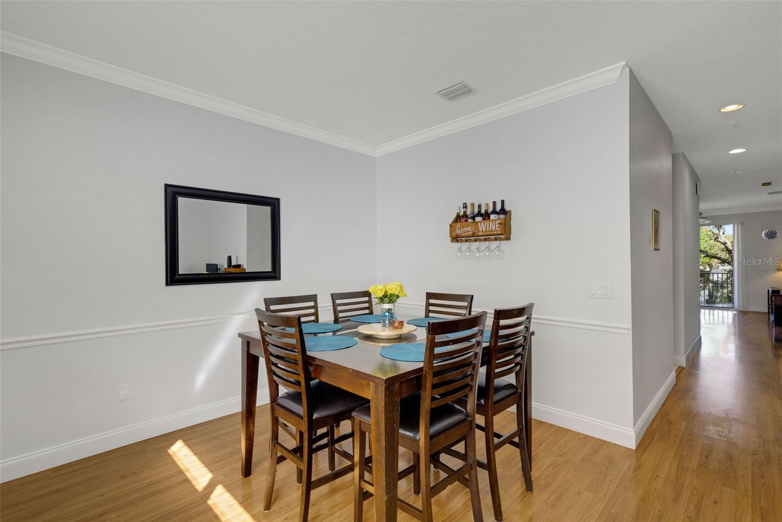 THOMAS TWNHMS - Residential