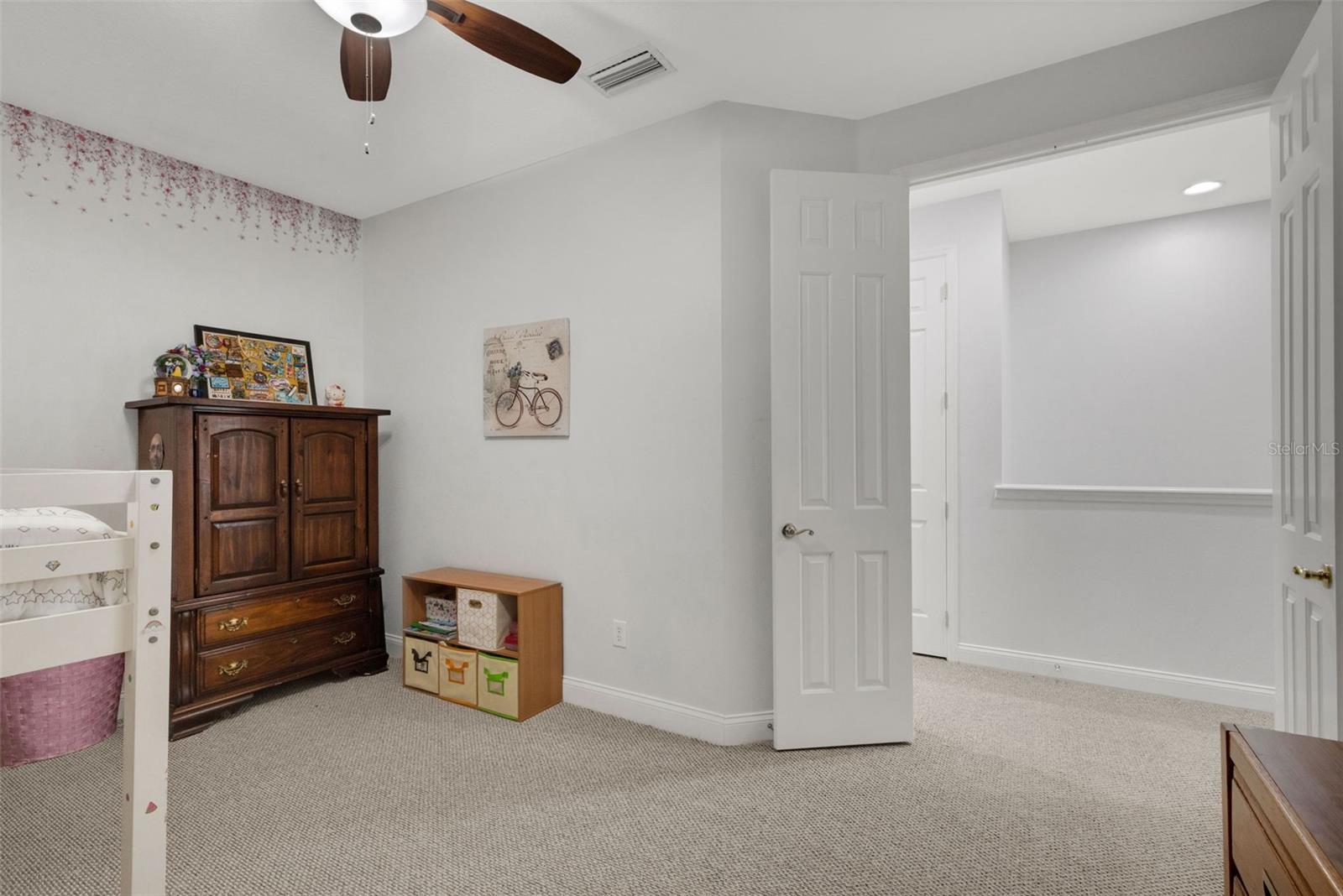 THOMAS TWNHMS - Residential