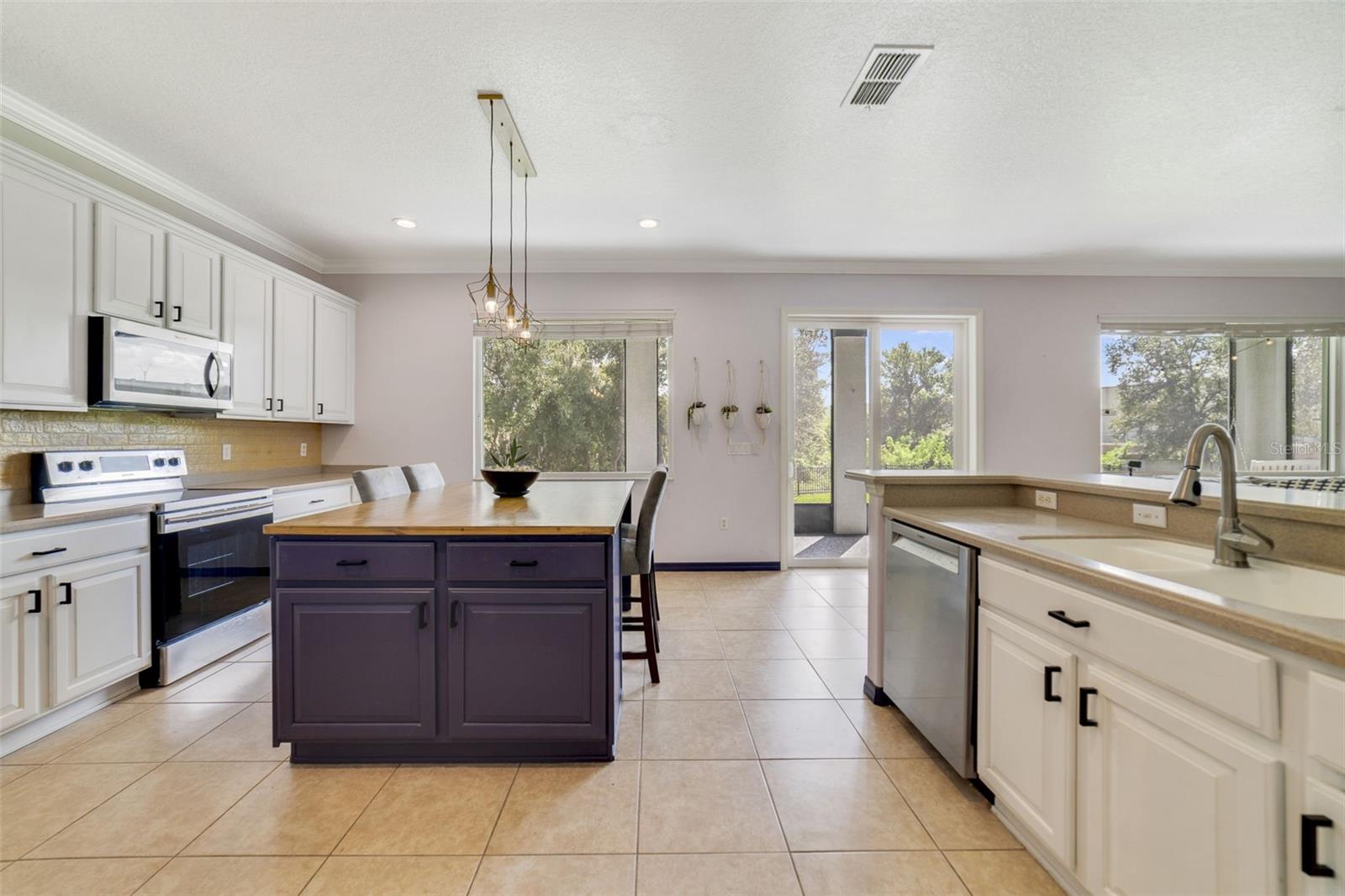 STONEYBROOK WEST D - Residential Lease