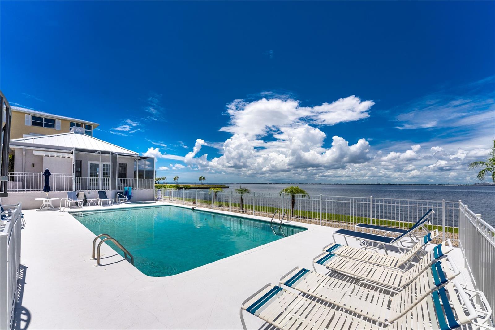 CHAMPAGNE ESTATES CONDO - Residential