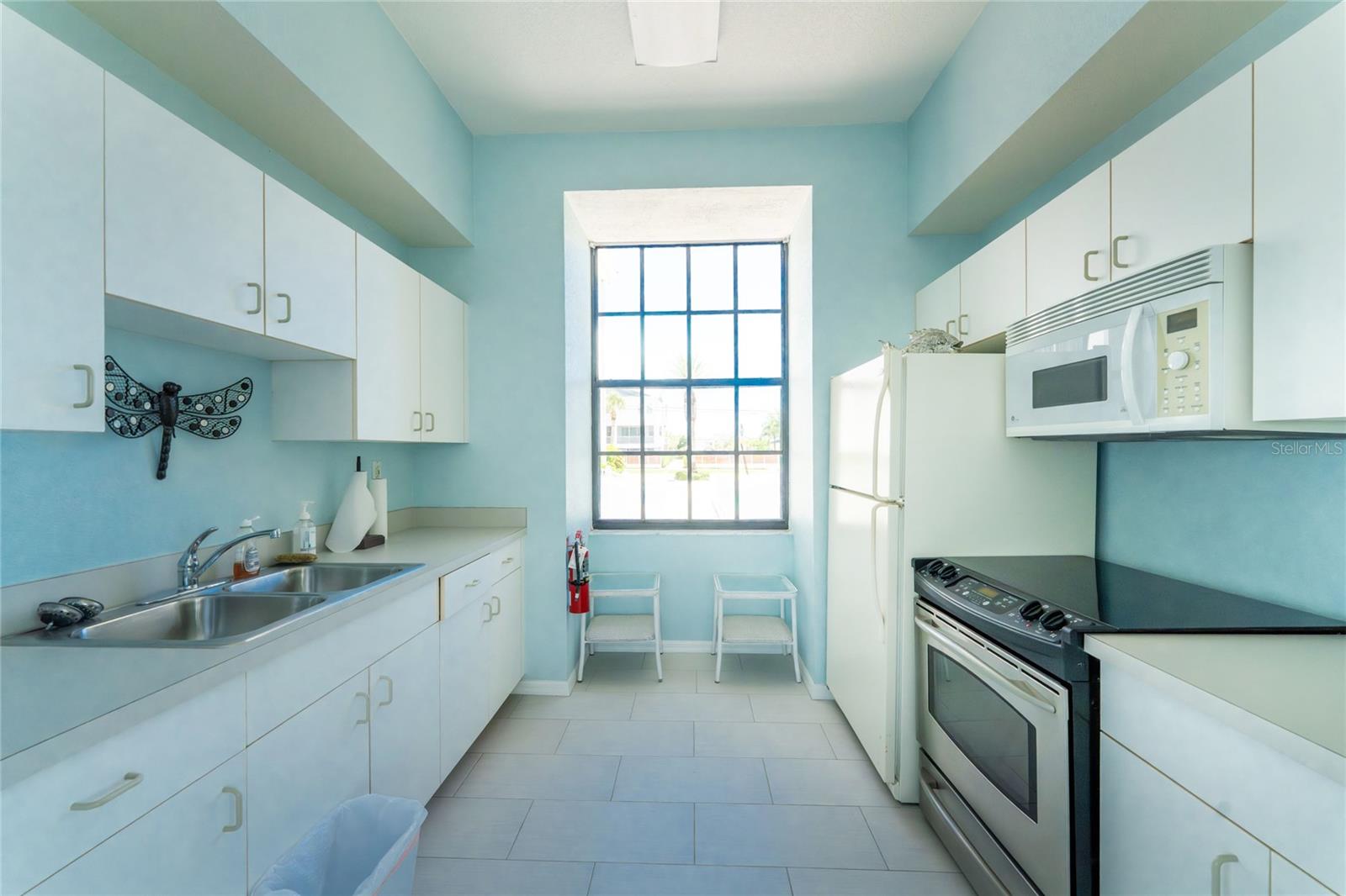 CHAMPAGNE ESTATES CONDO - Residential