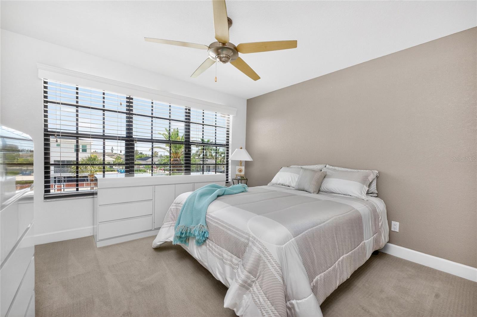 CHAMPAGNE ESTATES CONDO - Residential