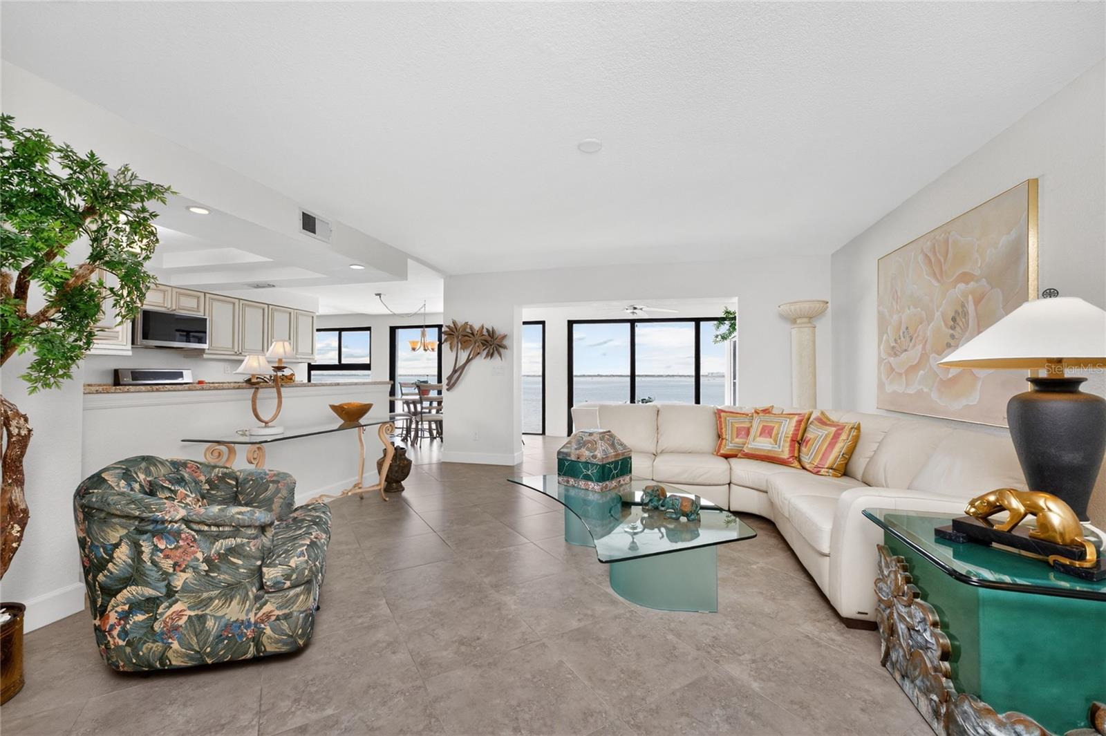 CHAMPAGNE ESTATES CONDO - Residential