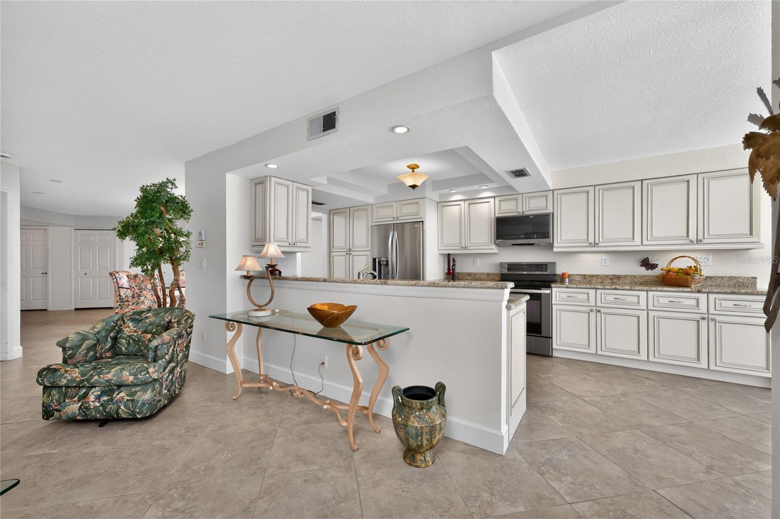 CHAMPAGNE ESTATES CONDO - Residential