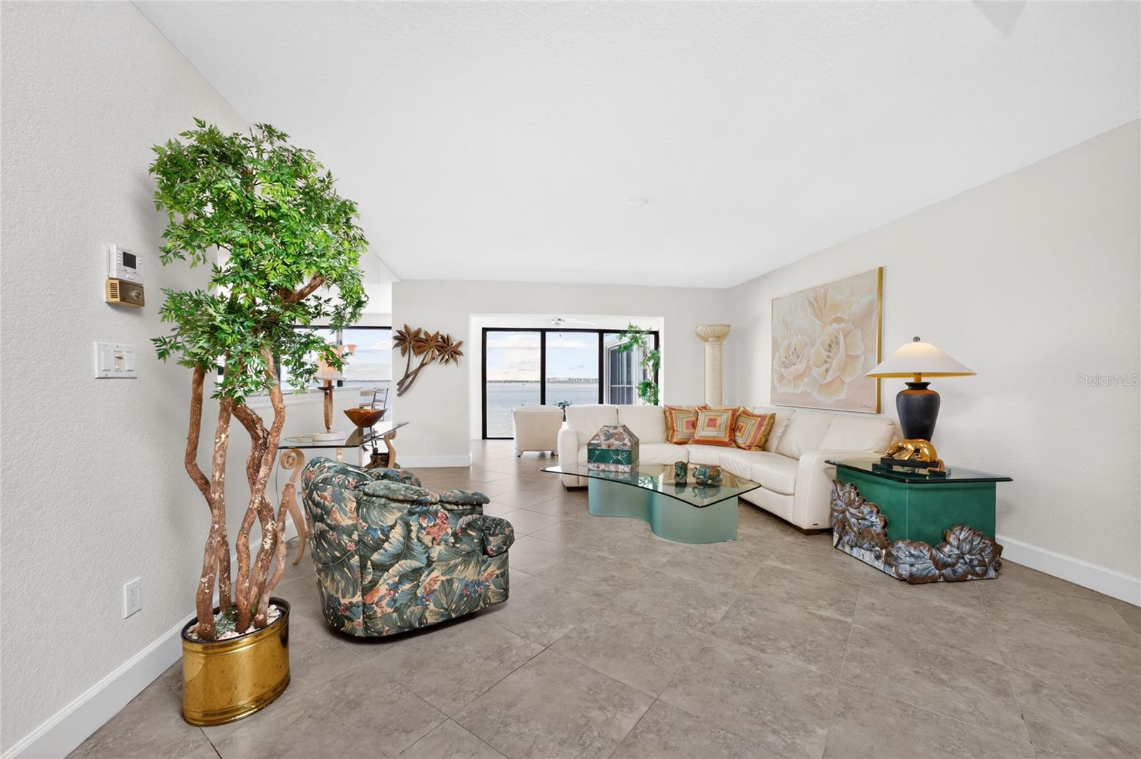 CHAMPAGNE ESTATES CONDO - Residential
