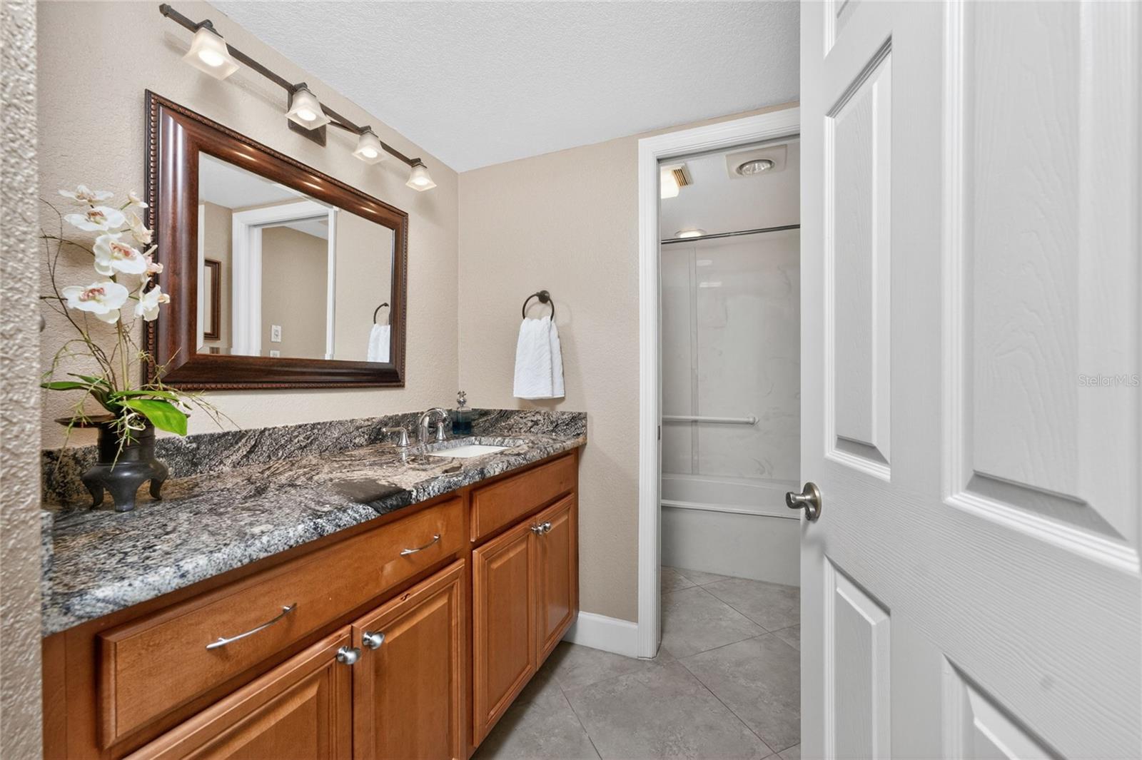 CHAMPAGNE ESTATES CONDO - Residential