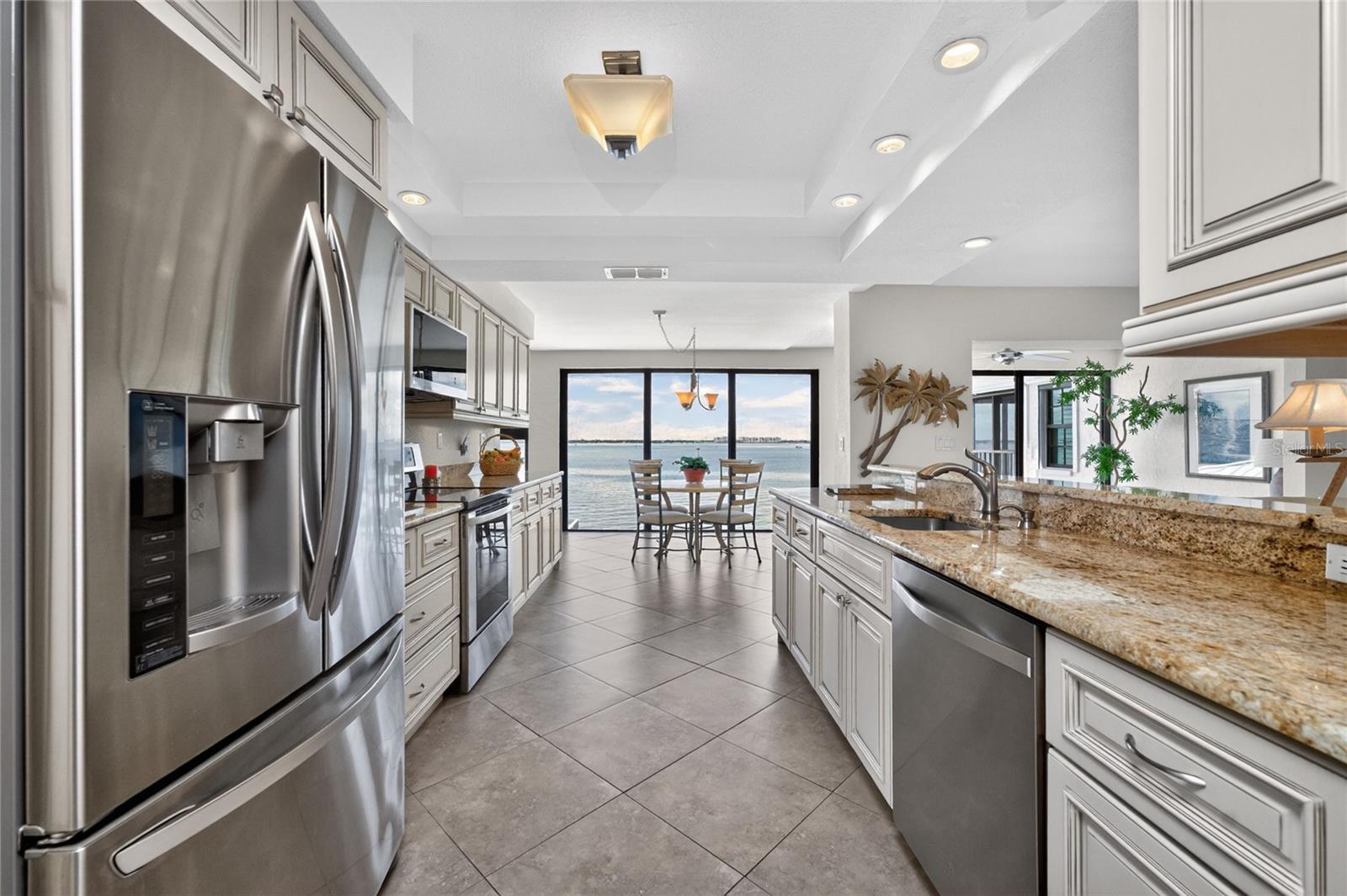 CHAMPAGNE ESTATES CONDO - Residential