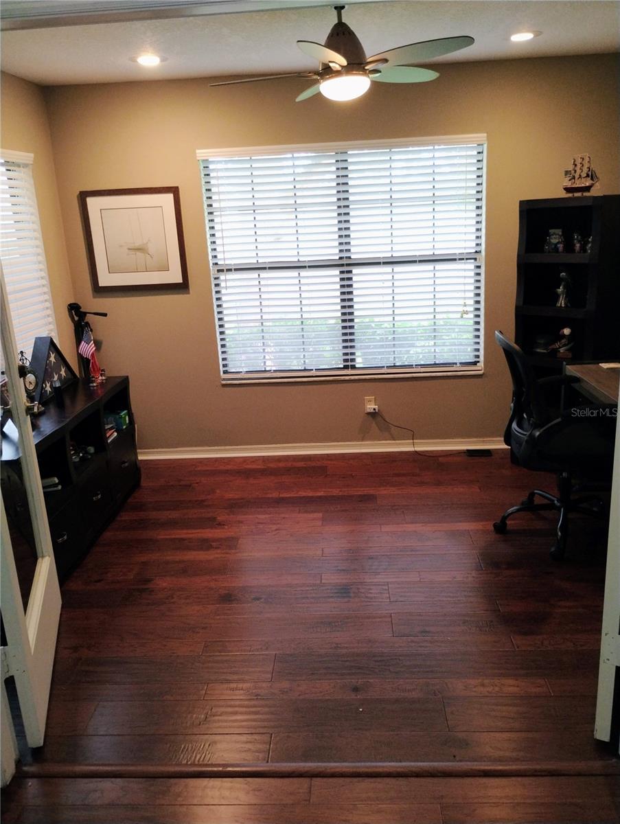 GLEN ABBEY - Residential