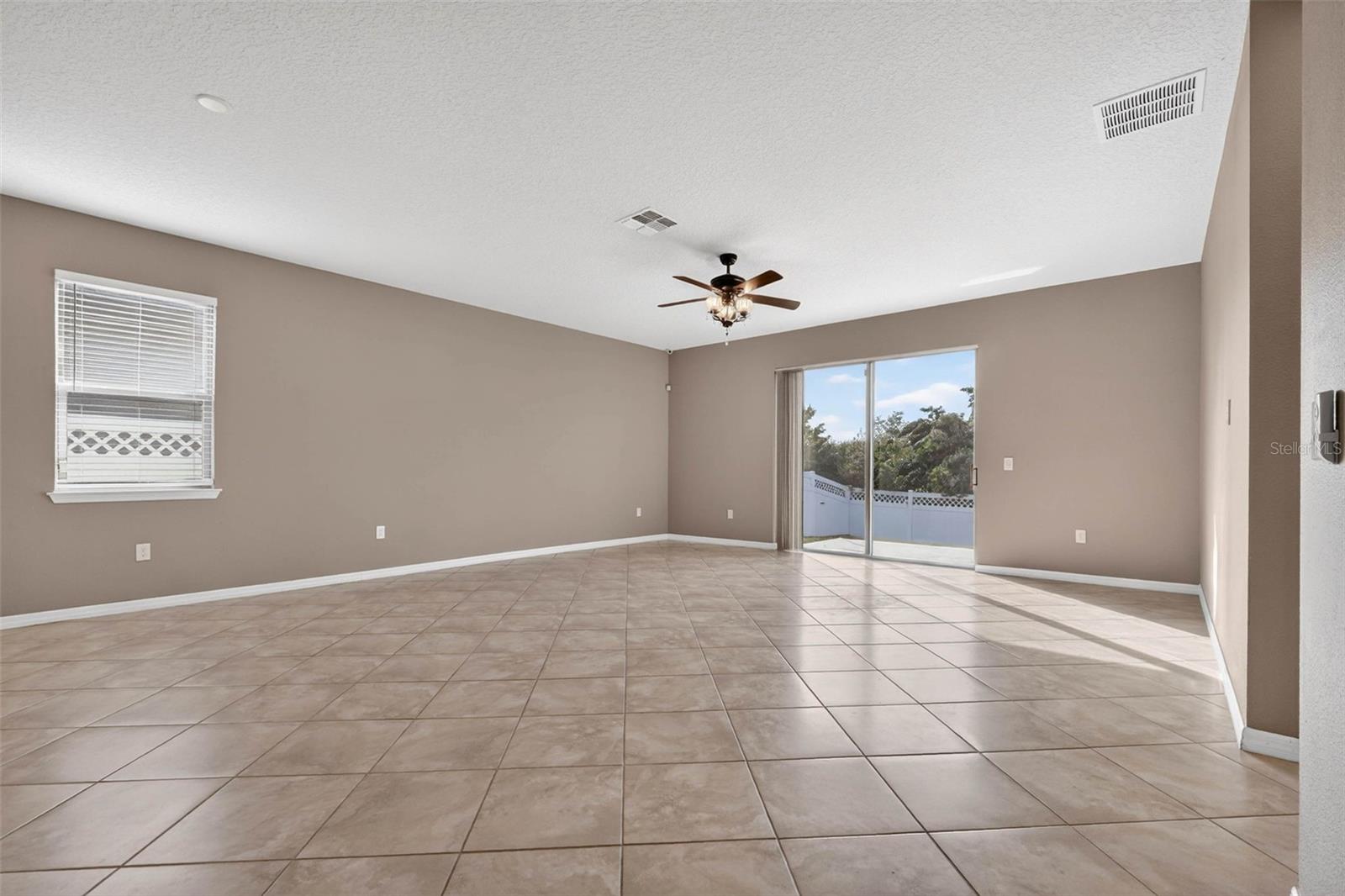 FOUNTAIN PK-PH 2 - Residential