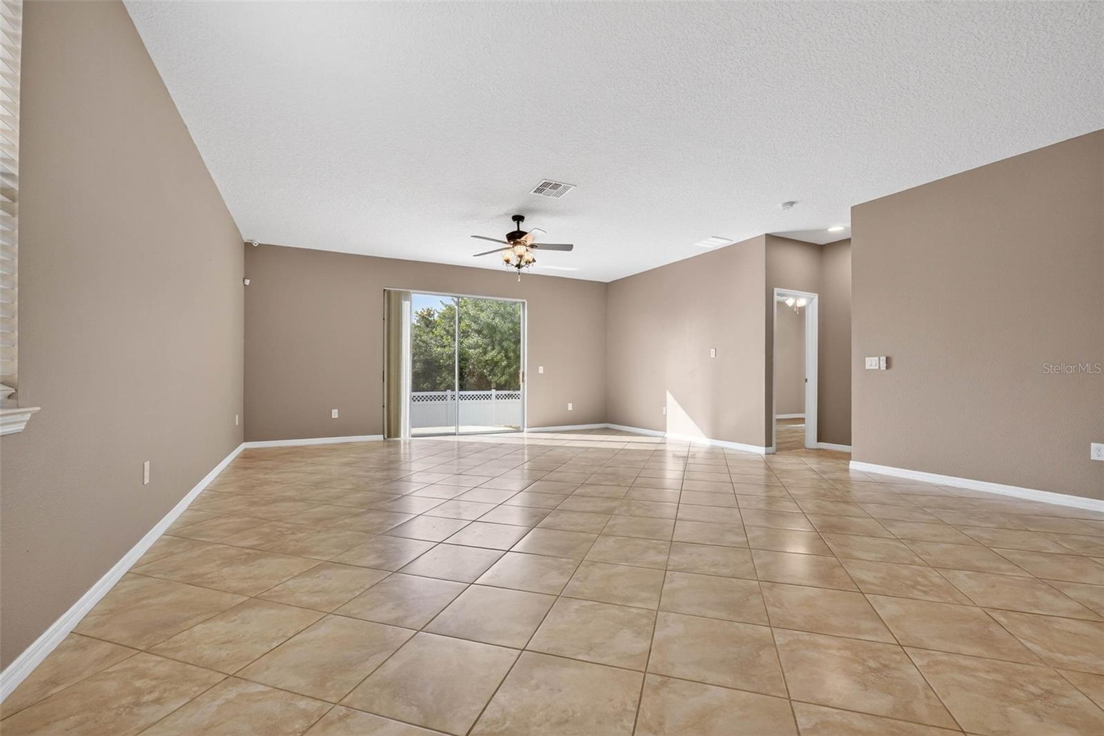 FOUNTAIN PK-PH 2 - Residential