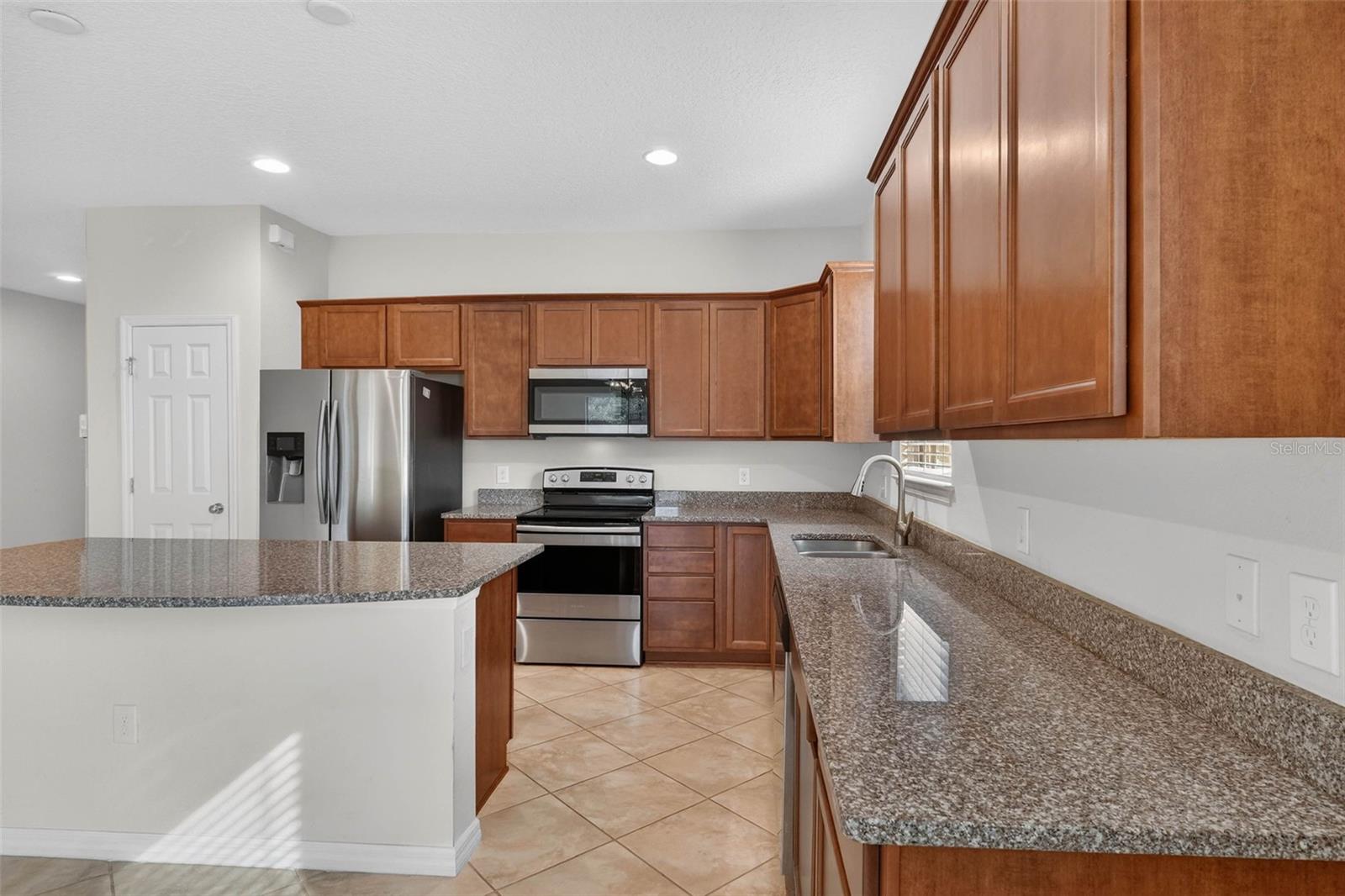 FOUNTAIN PK-PH 2 - Residential