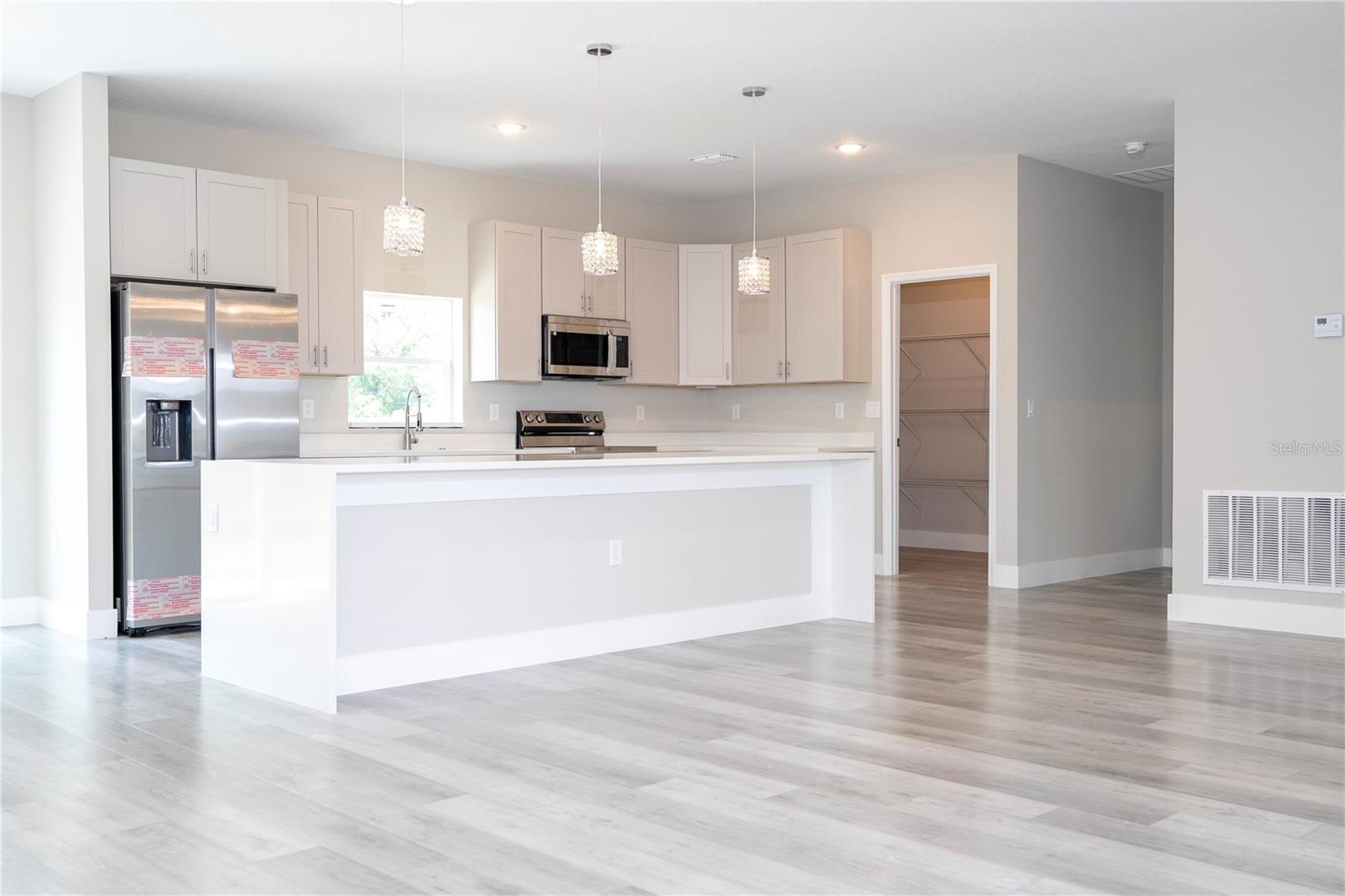 SPRING LAKE VILLAGE III - Residential