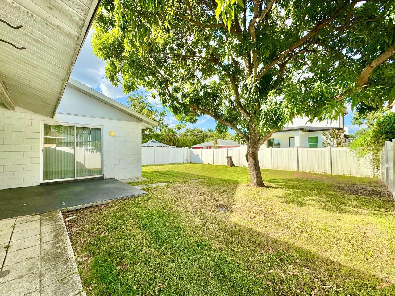 BELVEDERE PARK - Residential Lease