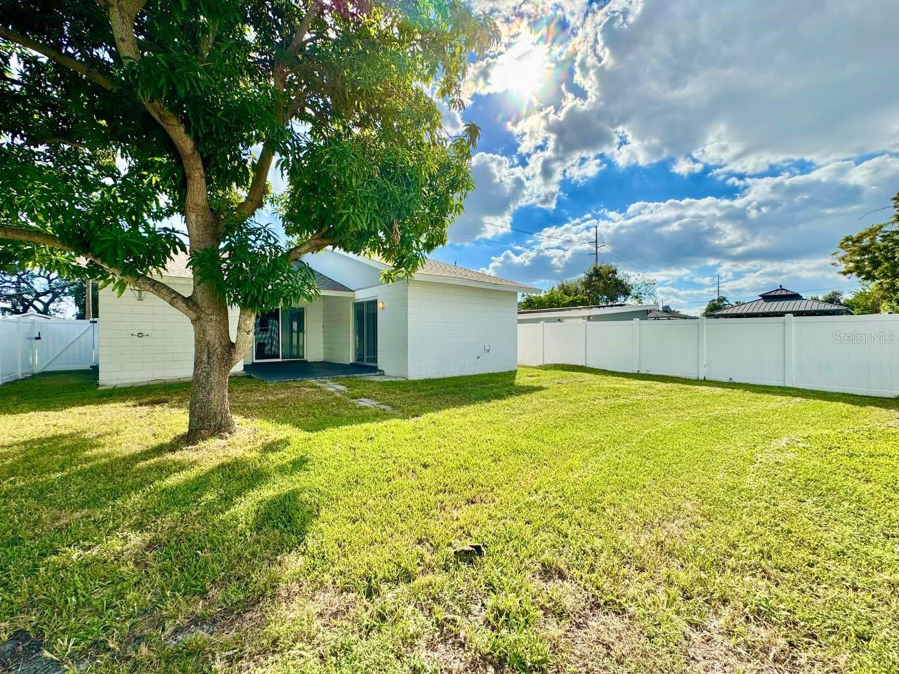 BELVEDERE PARK - Residential Lease