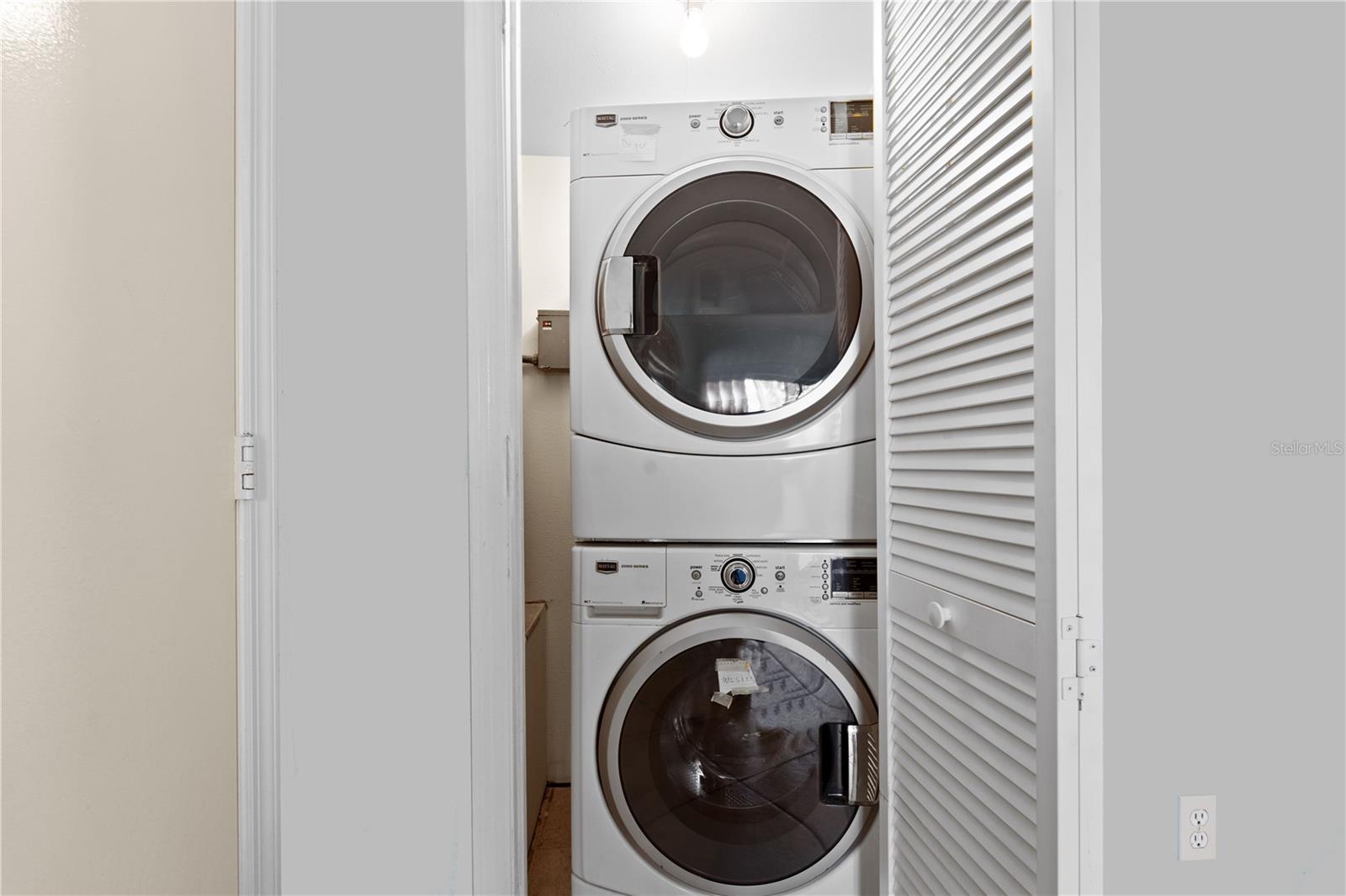 FARMINGTON VISTAS - Residential Lease