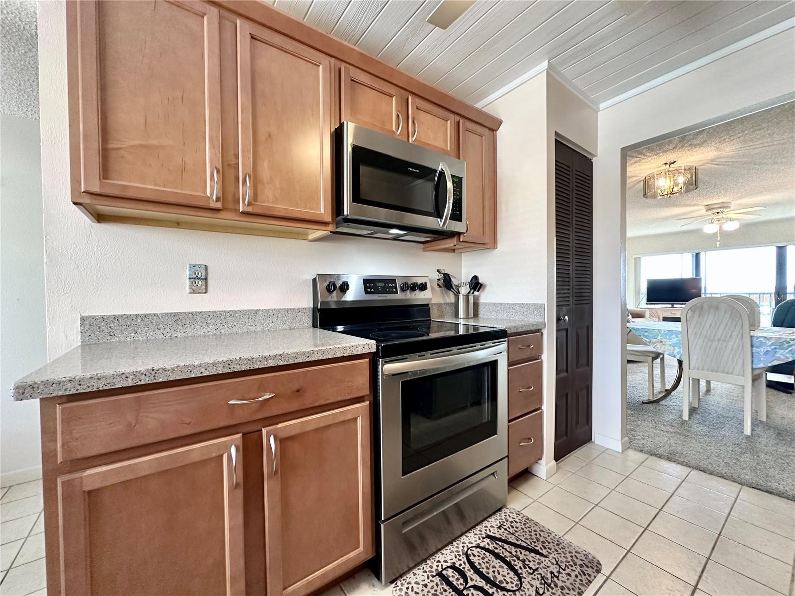 COVE CAY VILLAGE IV - Residential
