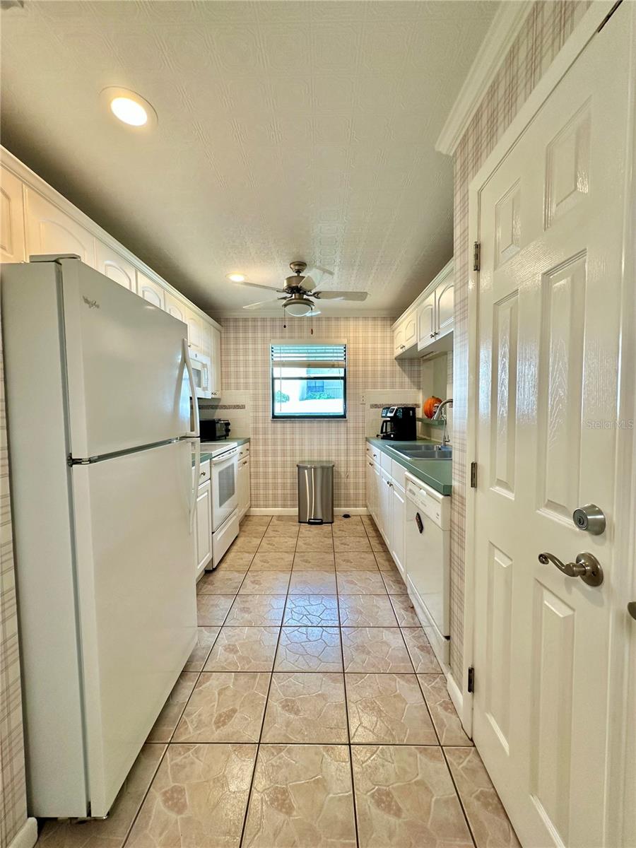 COVE CAY VILLAGE IV - Residential