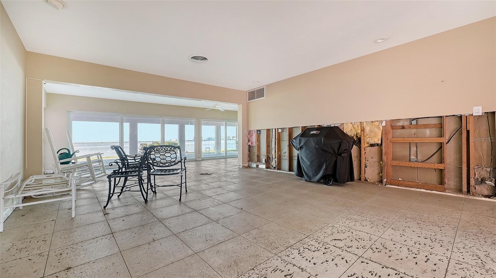 SAINT ARMANDS DIV JOHN RINGLING ESTATES - Residential