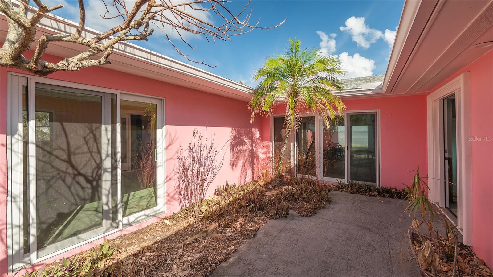 SAINT ARMANDS DIV JOHN RINGLING ESTATES - Residential