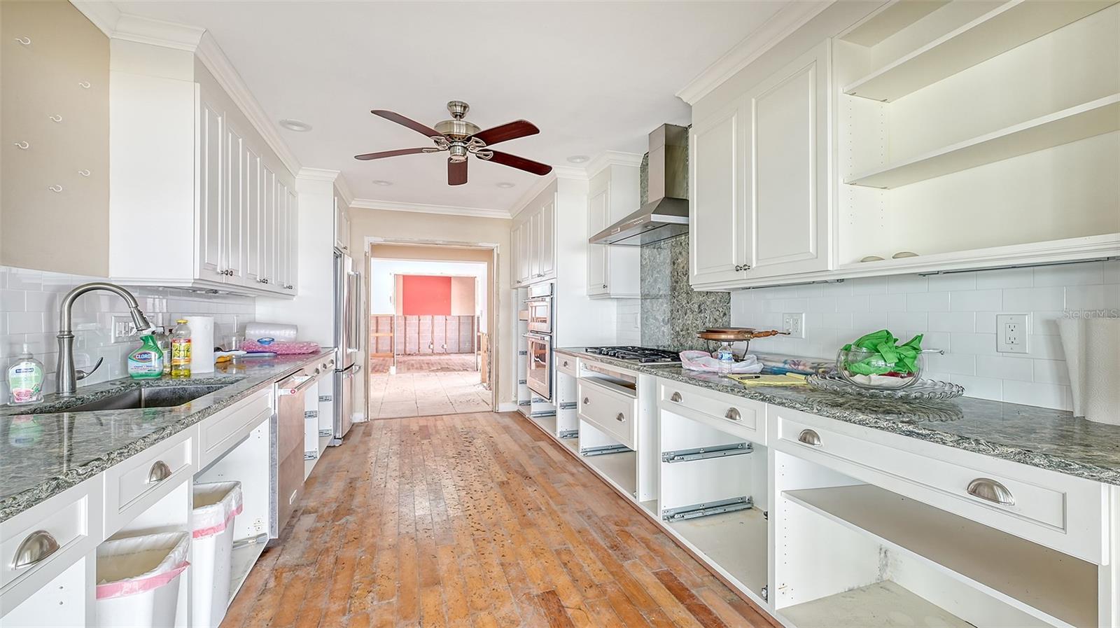 SAINT ARMANDS DIV JOHN RINGLING ESTATES - Residential