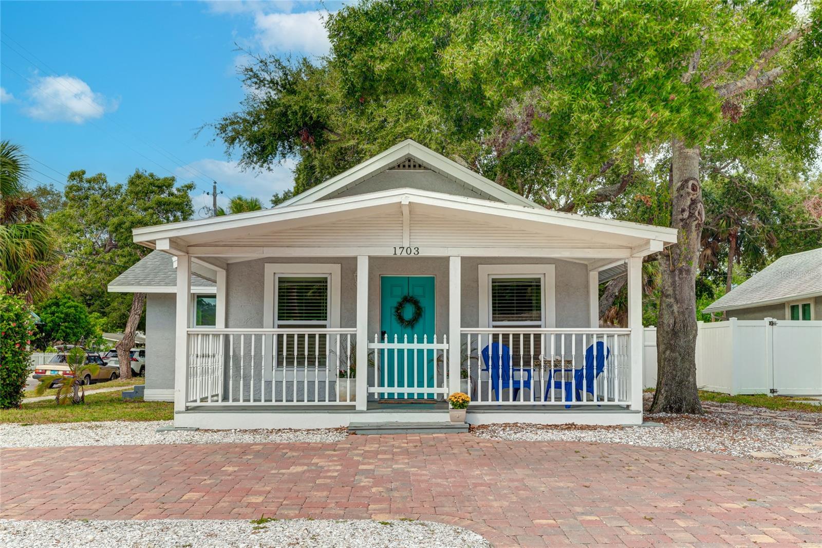 HILLCREST PARK - Residential