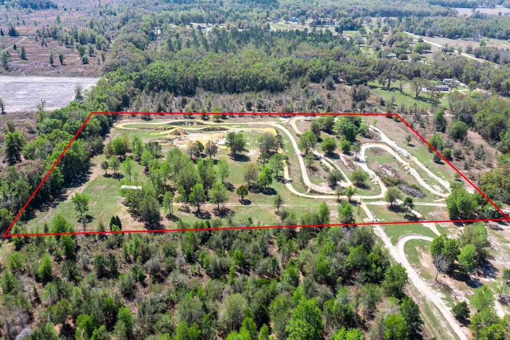 Photo of 203 SW Pigeon Court, Fort White, FL 32038 (MLS # GC538798)