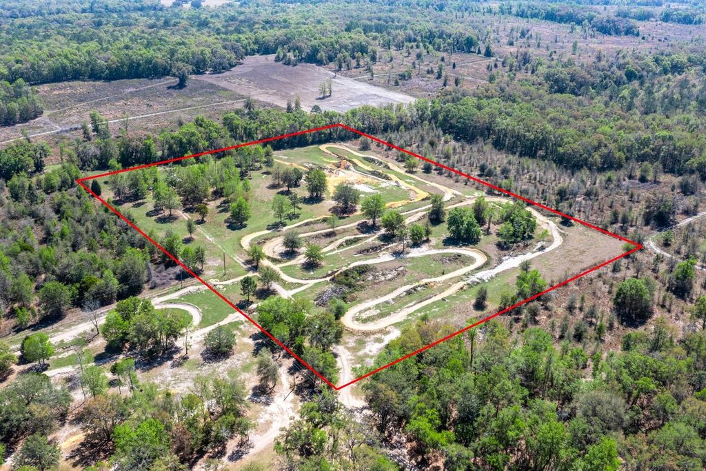 Photo of 203 SW Pigeon Court, Fort White, FL 32038 (MLS # GC538798)