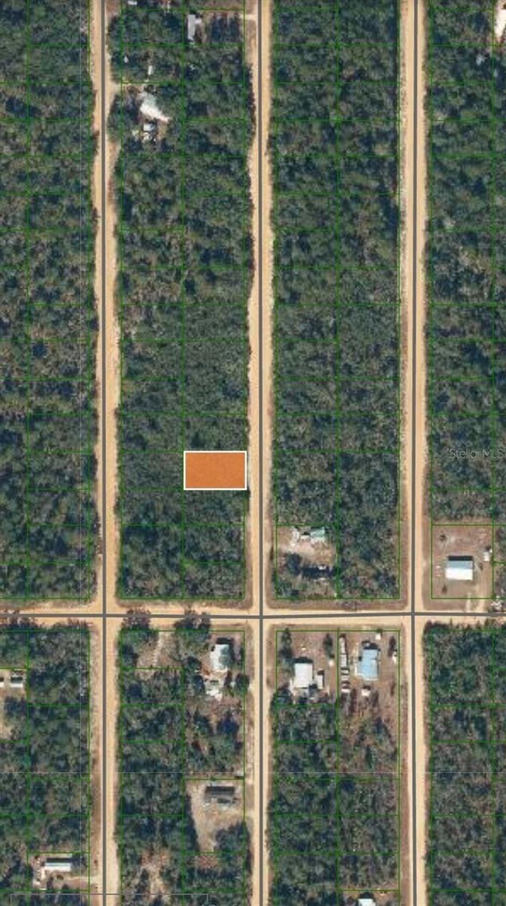 Photo of 22 Neilsen Avenue, Interlachen, FL 32148 (MLS # OM711493)
