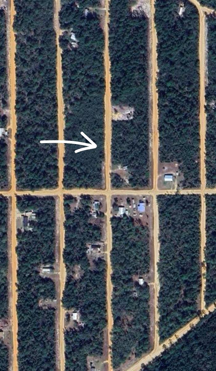 INTERLACHEN LAKES ESTATES - Land
