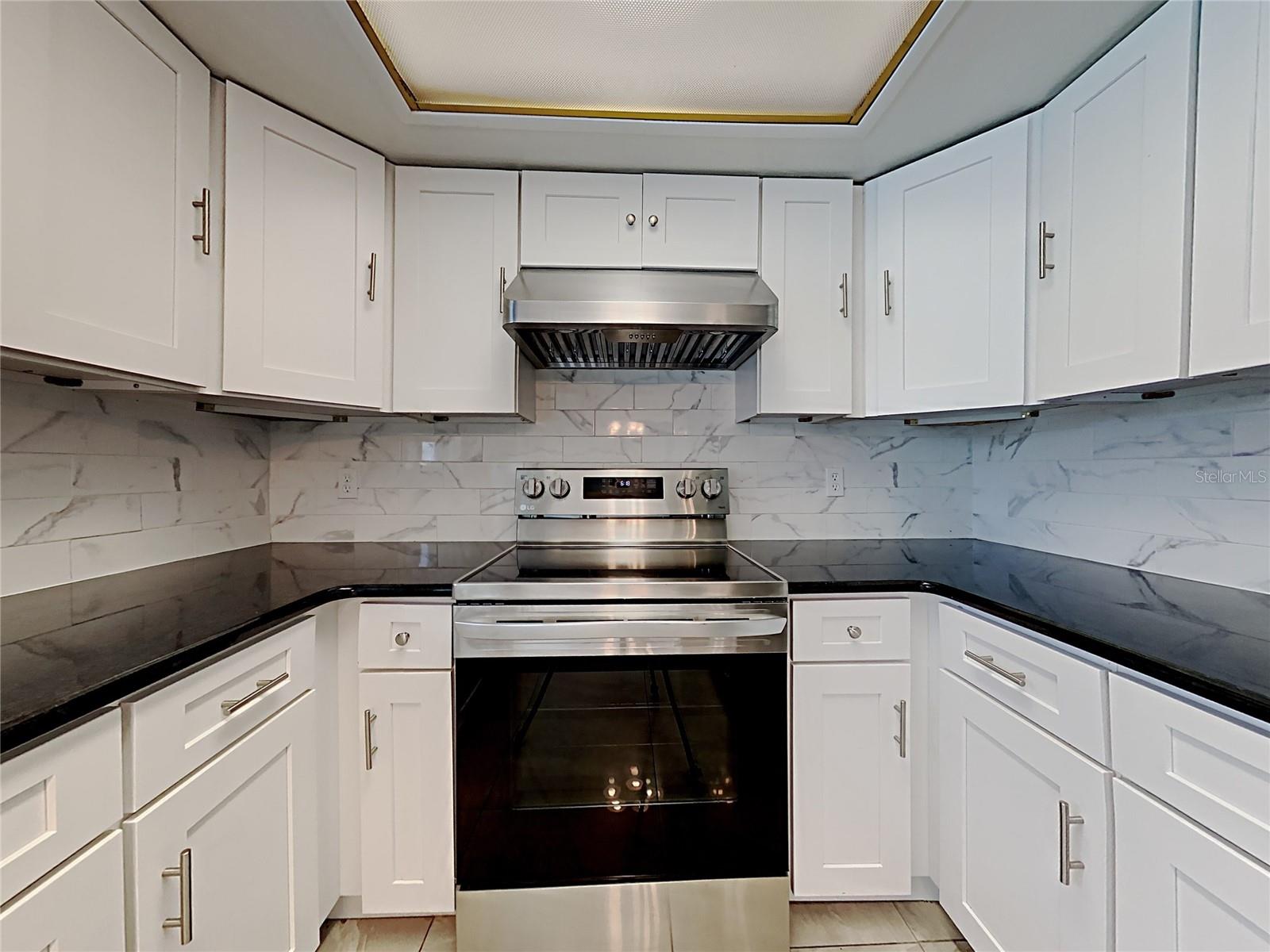 SKY LAKE SOUTH - Residential