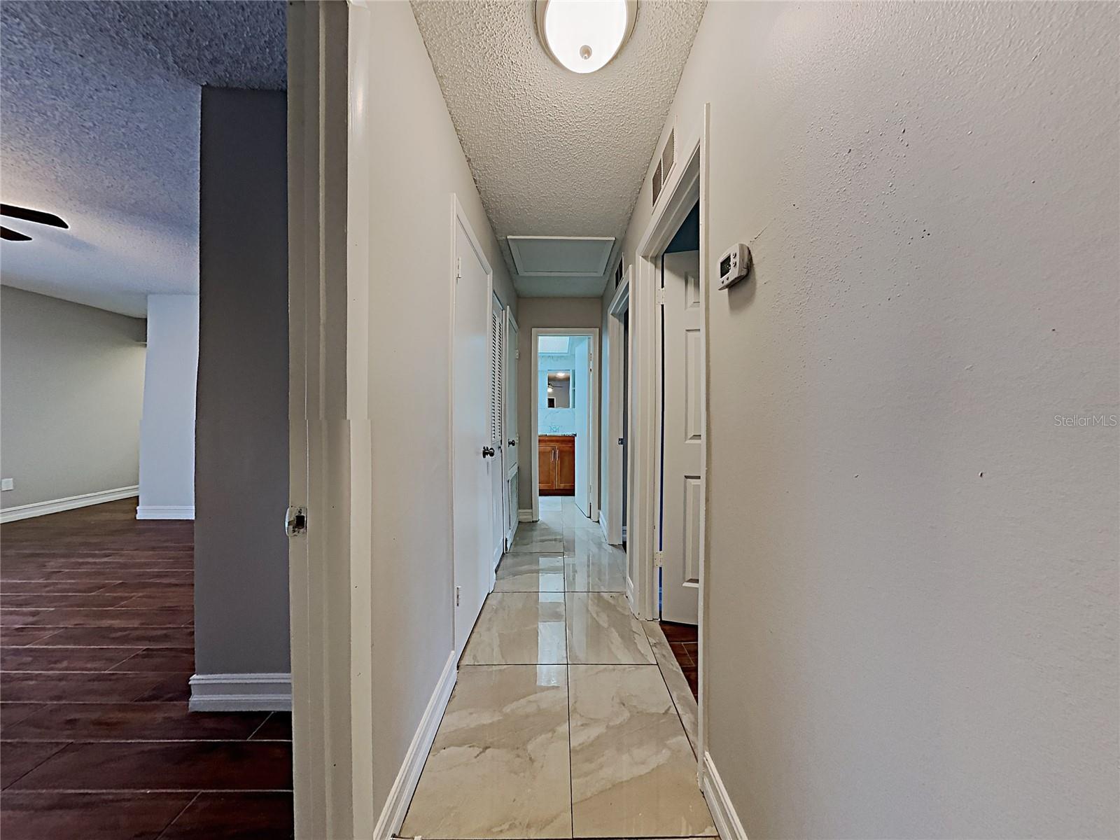 SKY LAKE SOUTH - Residential