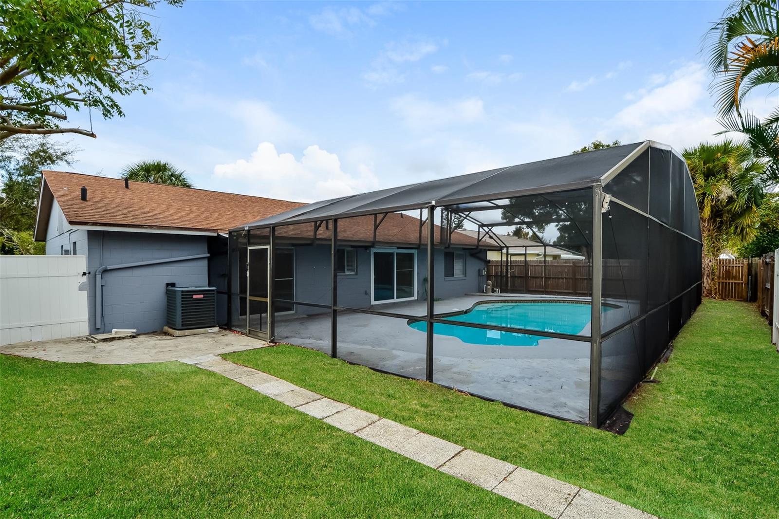 SKY LAKE SOUTH - Residential