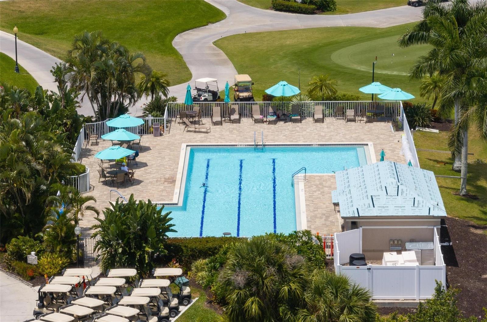 PELICAN POINTE GOLF & COUNTRY CLUB - Residential