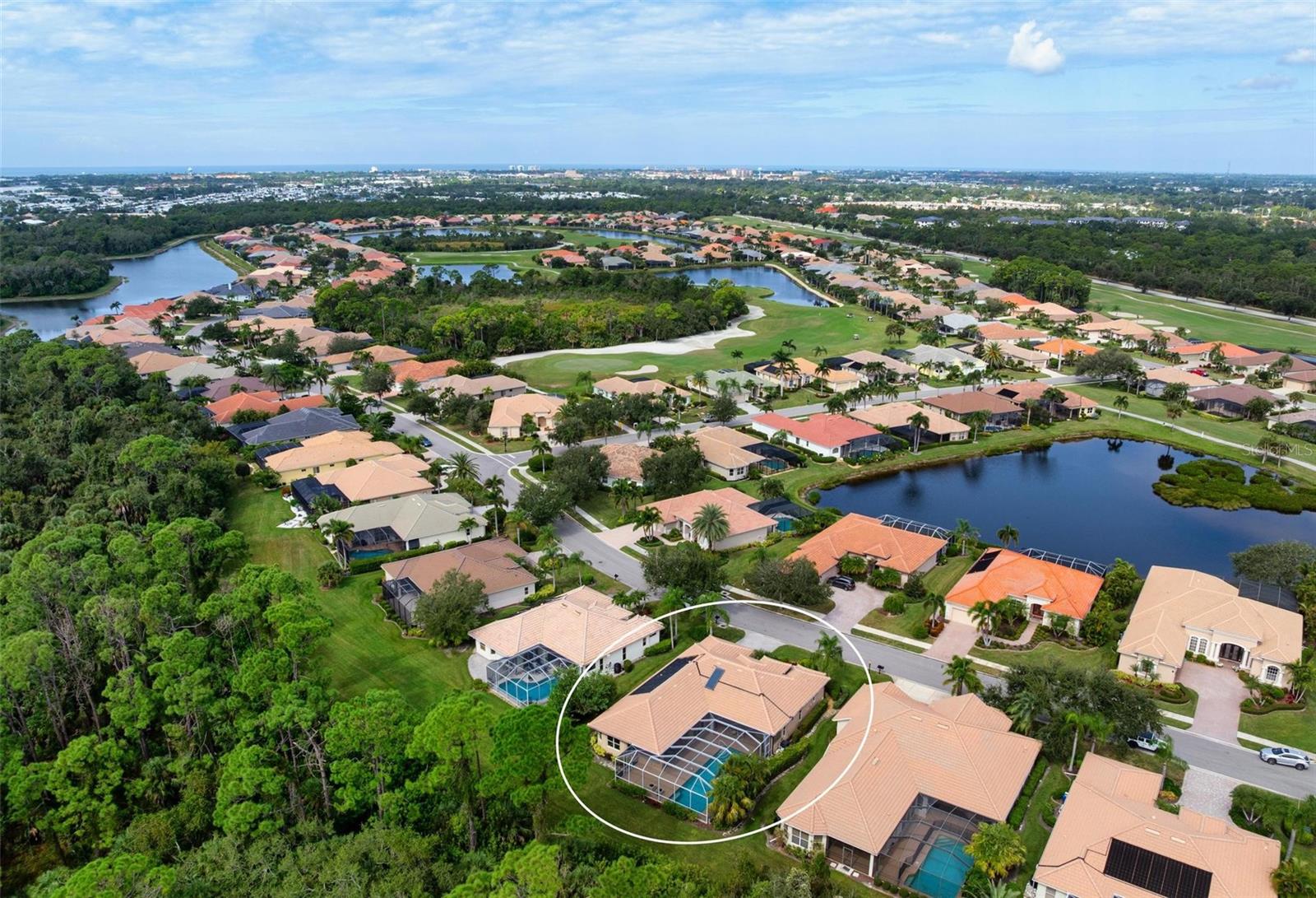 PELICAN POINTE GOLF & COUNTRY CLUB - Residential