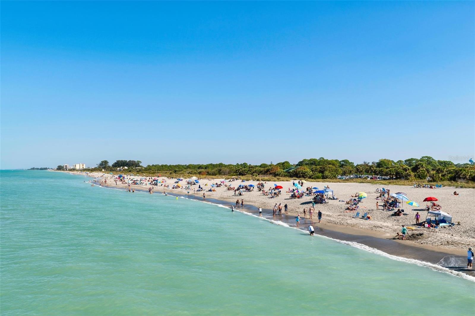 PELICAN POINTE GOLF & COUNTRY CLUB - Residential
