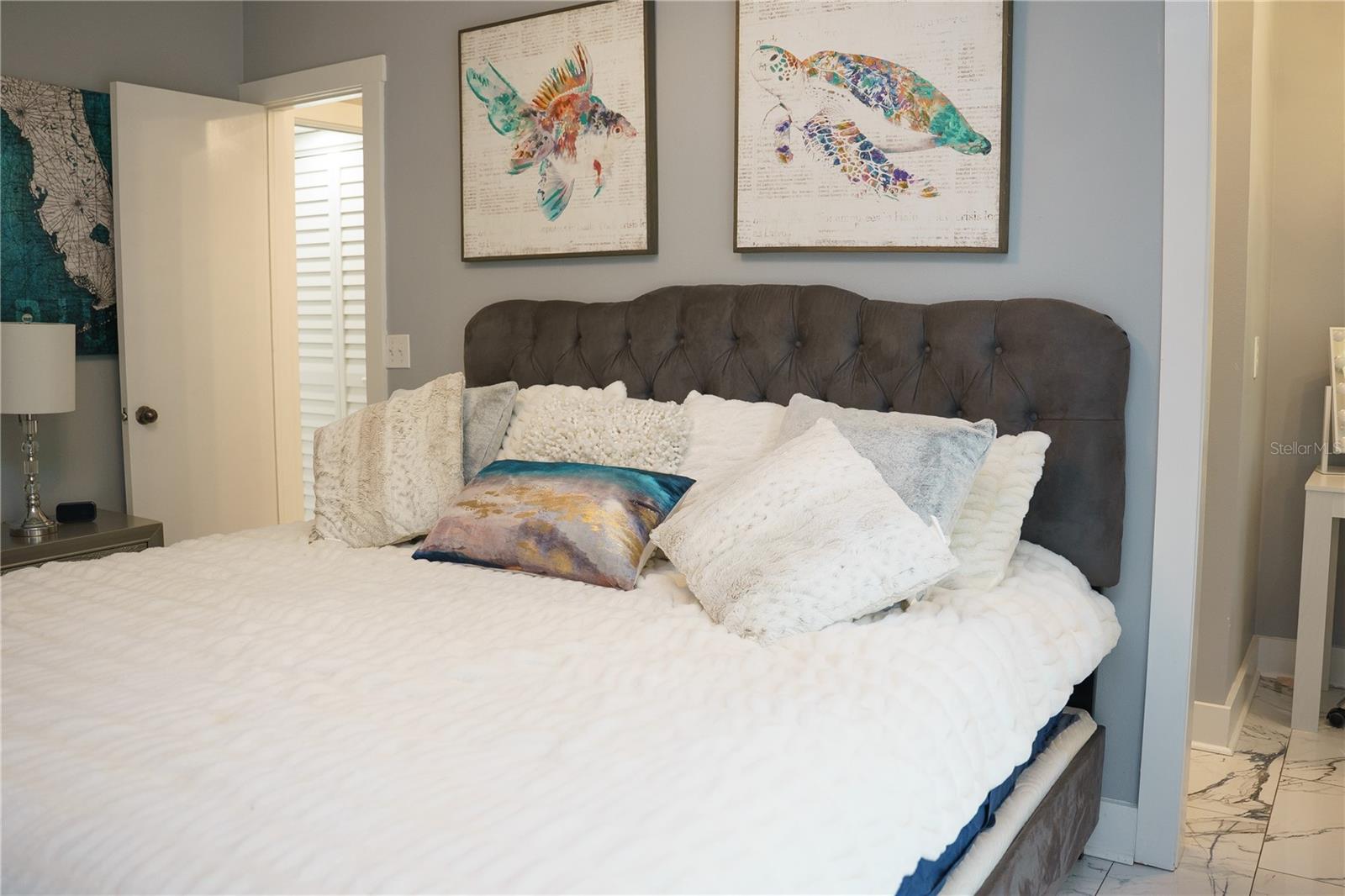 TIFFANY RM CONDO - Residential