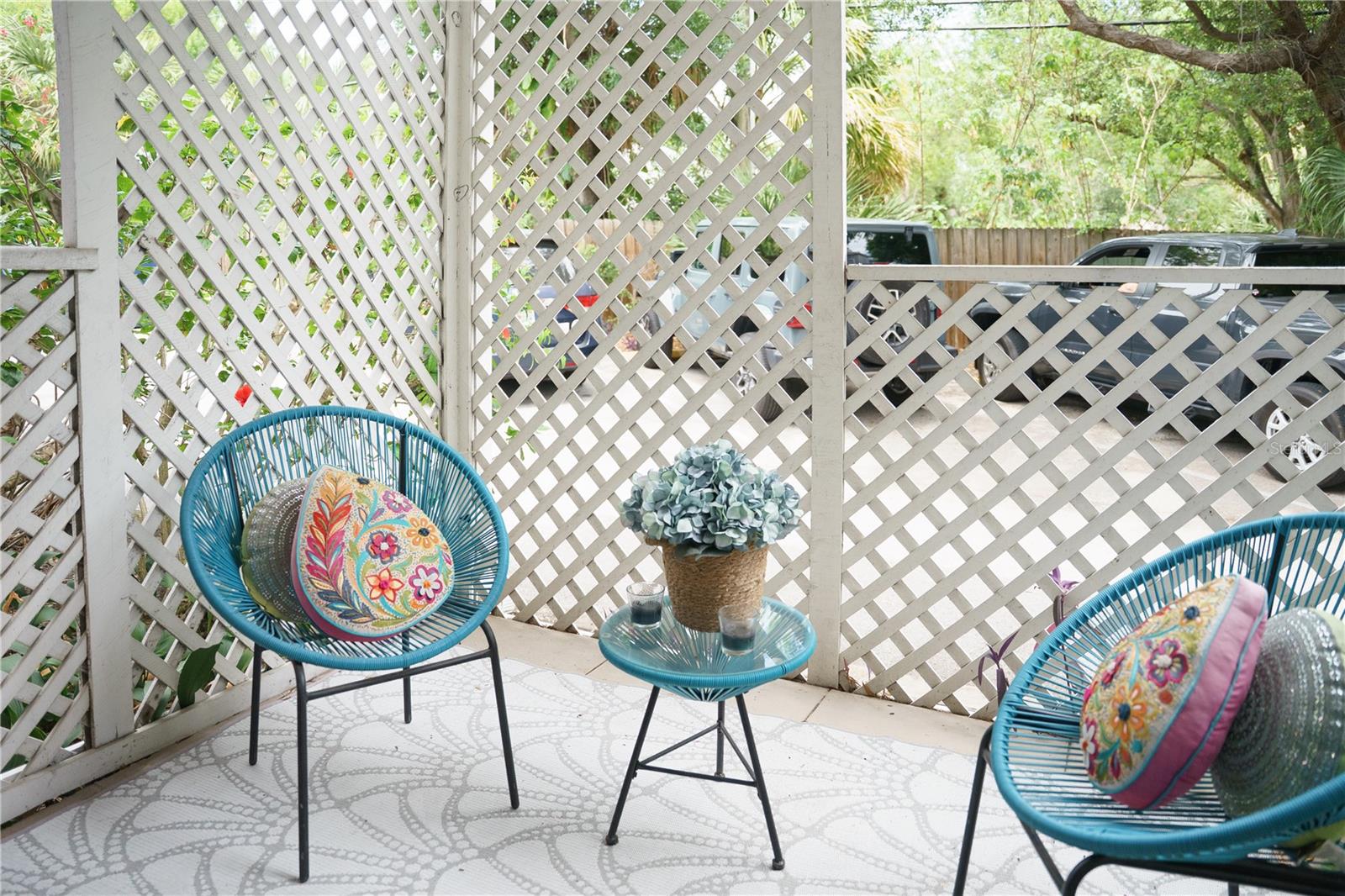 TIFFANY RM CONDO - Residential