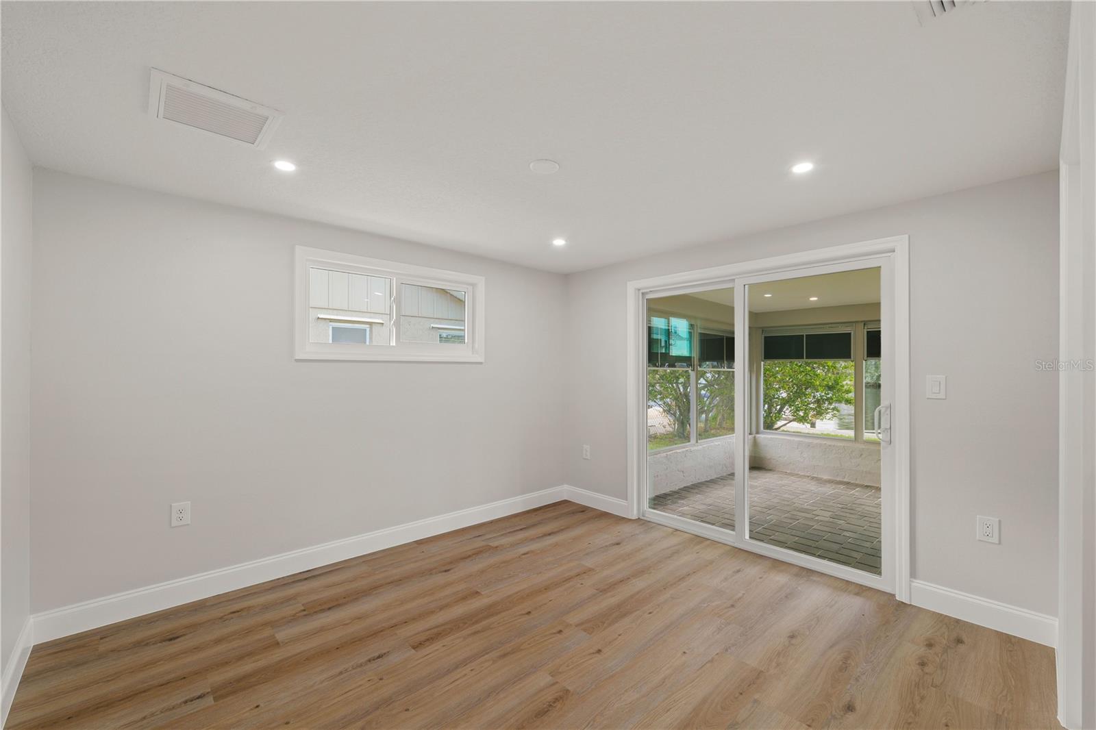 HUDSON BEACH ESTATES - Residential