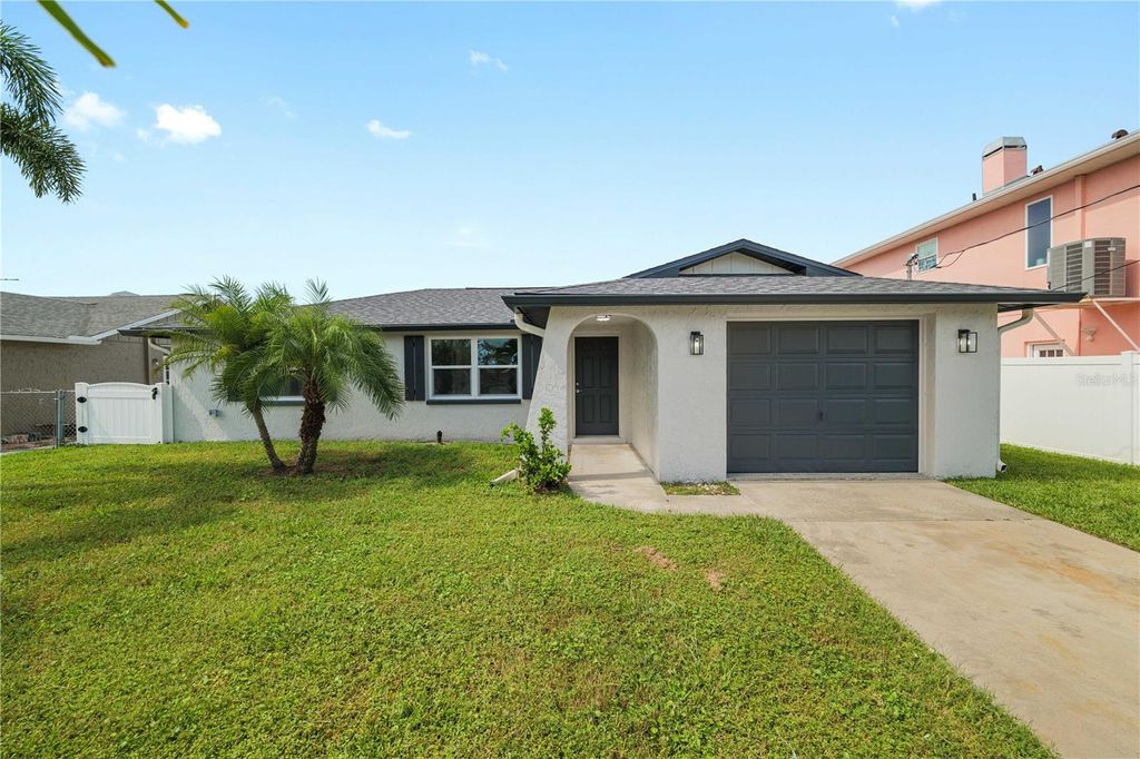 Photo of 6617 Harbor Drive, Hudson, FL 34667 (MLS # TB8504815)